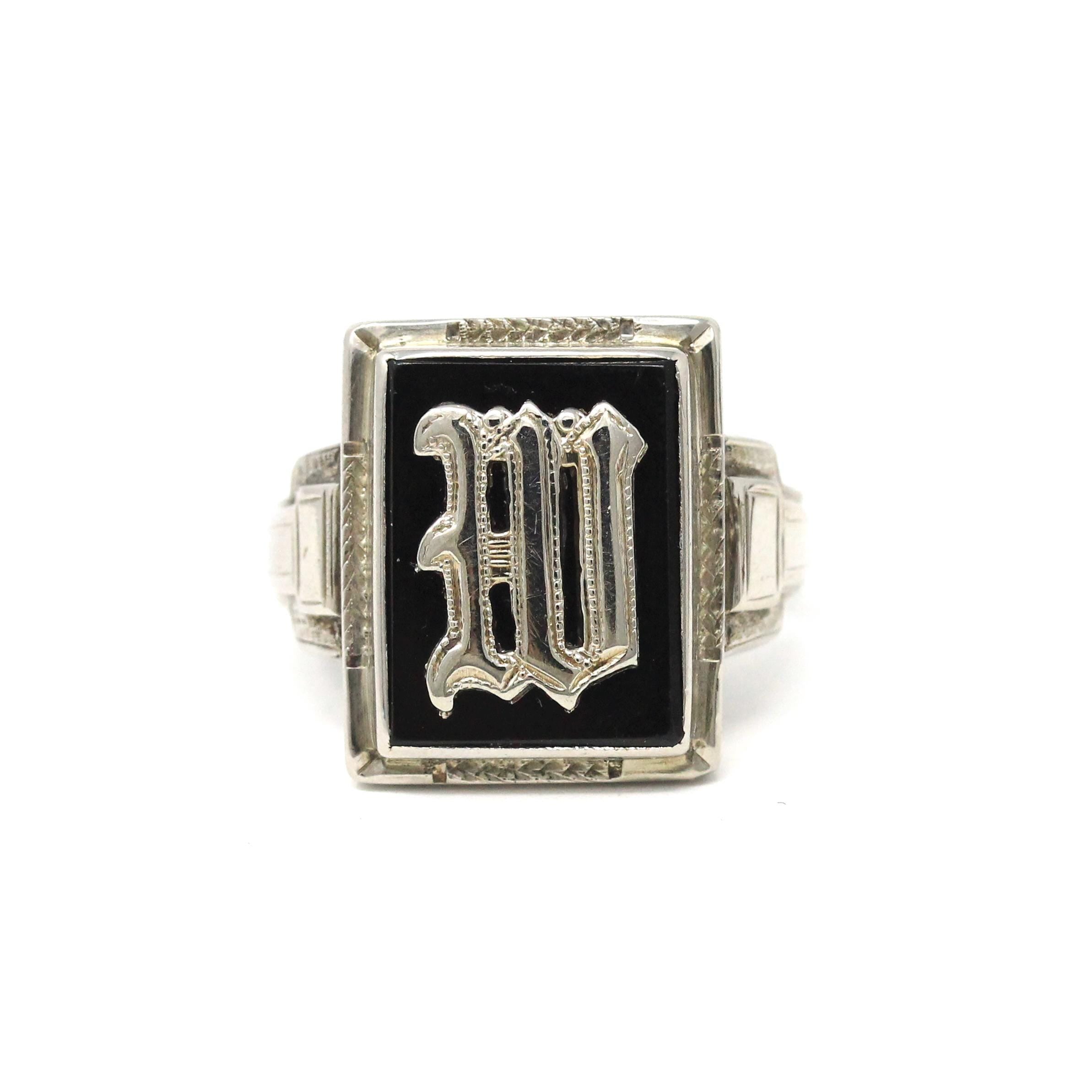 Letter W Ring - Art Deco Era 10k White Gold Black Chalcedony Onyx Signet - Vintage 1930s Size 11 Black Gem Initial Old English Fine Jewelry
