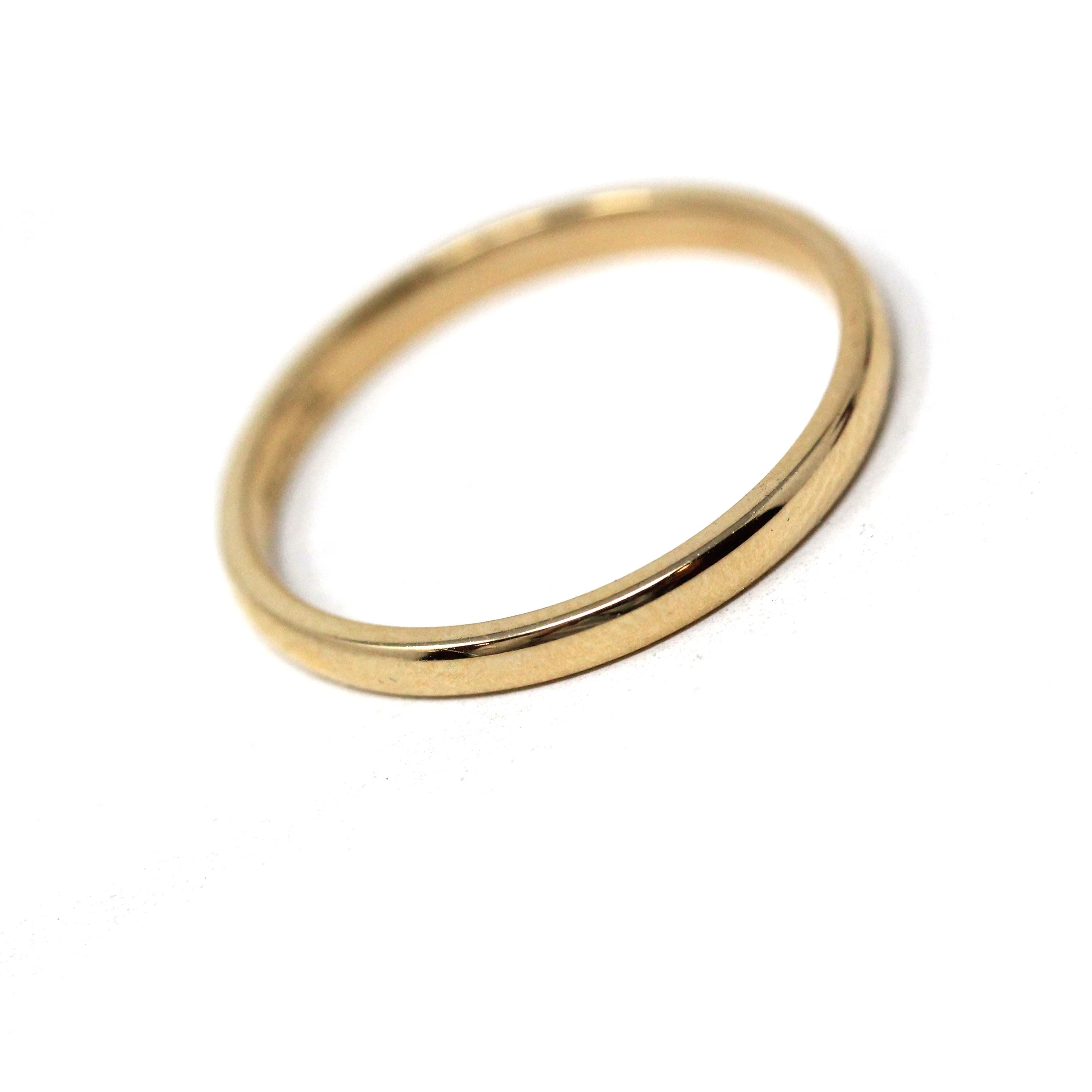 Estate Wedding Band - Minimalist 14k Yellow Gold Unadorned Plain Polished Ring - Modern Size 7 Simple Stacking Fine Statement Jewelry