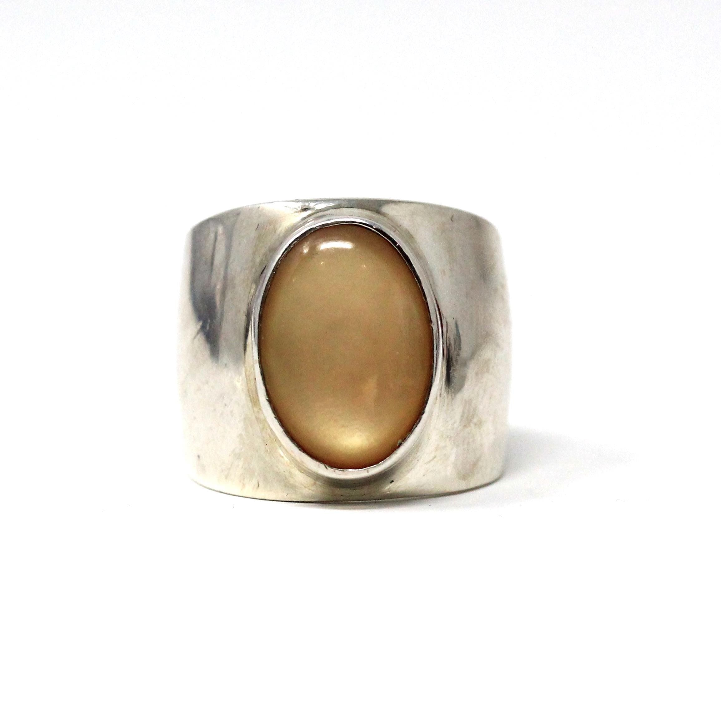 Modern Statement Ring - Estate 925 Sterling Silver Yellow Mother Of Pearl & Resin - Circa 2000s Era Size 6 Fashion Accessory Mexico Jewelry