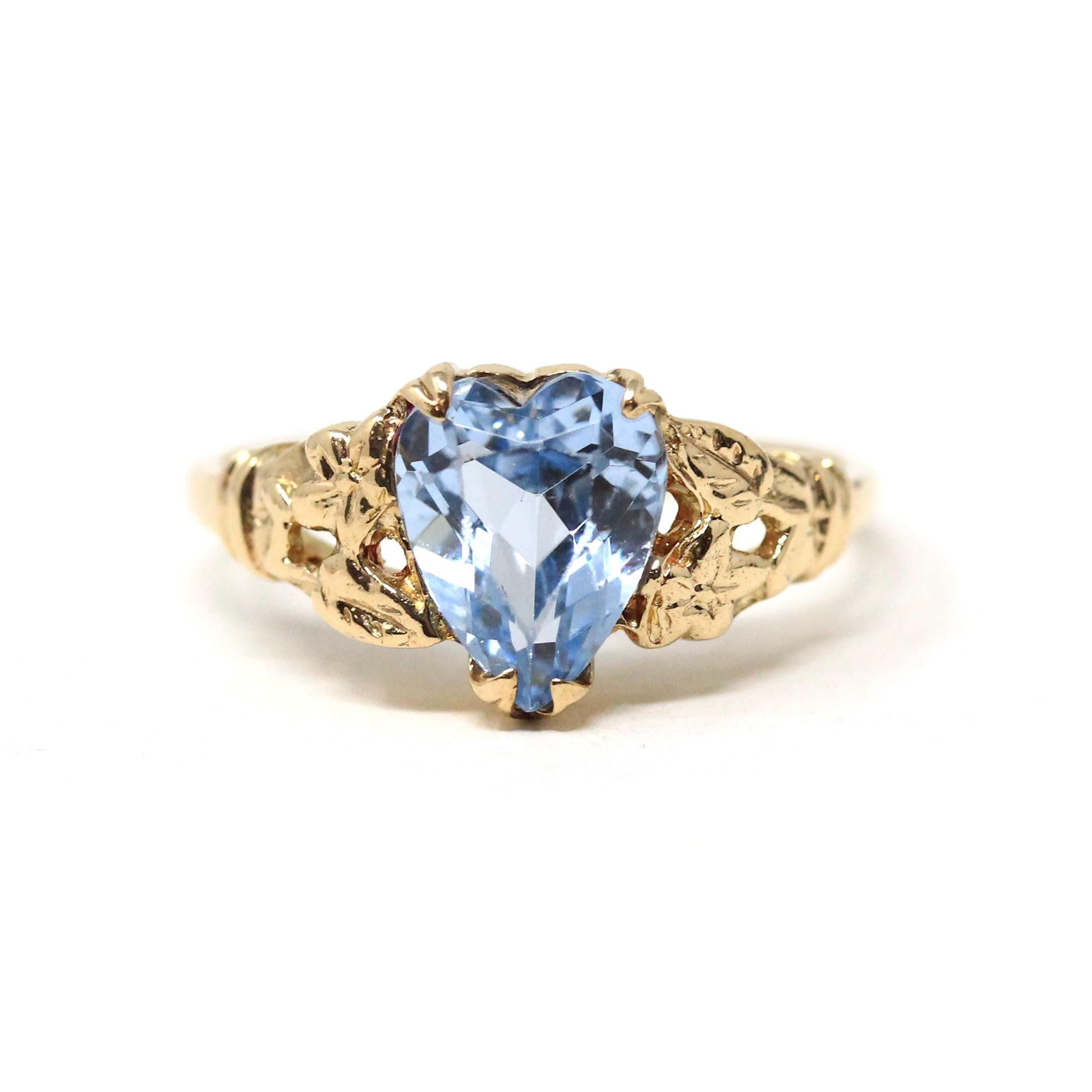 Vintage Heart Ring - Mid Century 10k Yellow Gold Created Blue Spinel Gemstone - Circa 1940s Era Size 6 Flower Leaves Design Fine 40s Jewelry