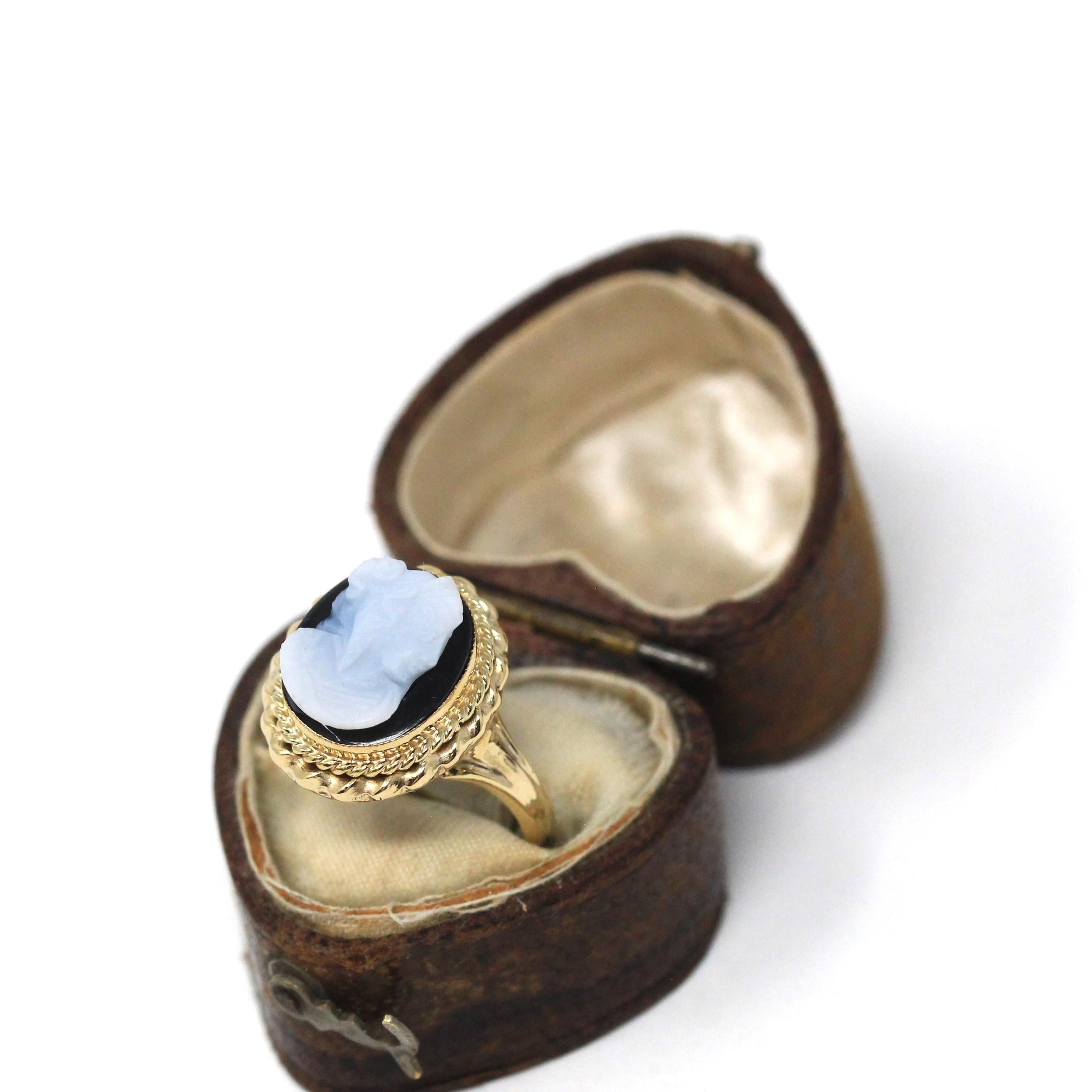 Vintage Onyx Cameo Ring - Retro 10k Yellow Gold Carved Oval Black and White Woman's Profile Silhouette - Circa 1960s Size 5 1/2 Fine Jewelry