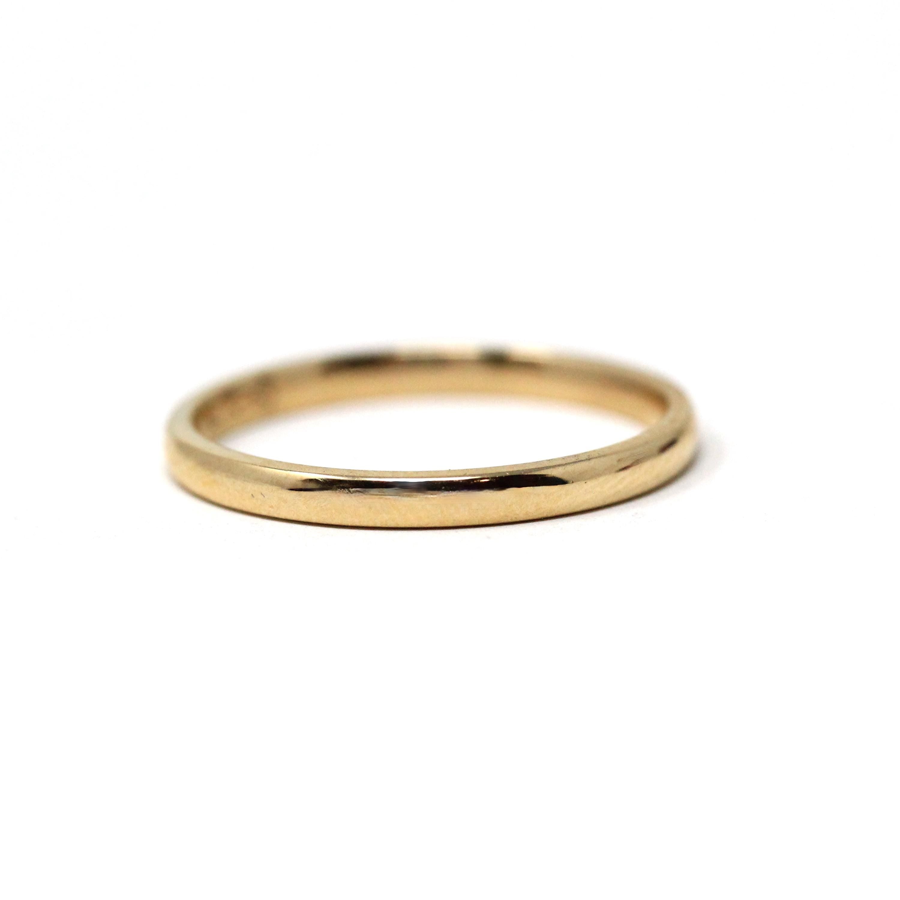 Estate Wedding Band - Minimalist 14k Yellow Gold Unadorned Plain Polished Ring - Modern Size 7 Simple Stacking Fine Statement Jewelry