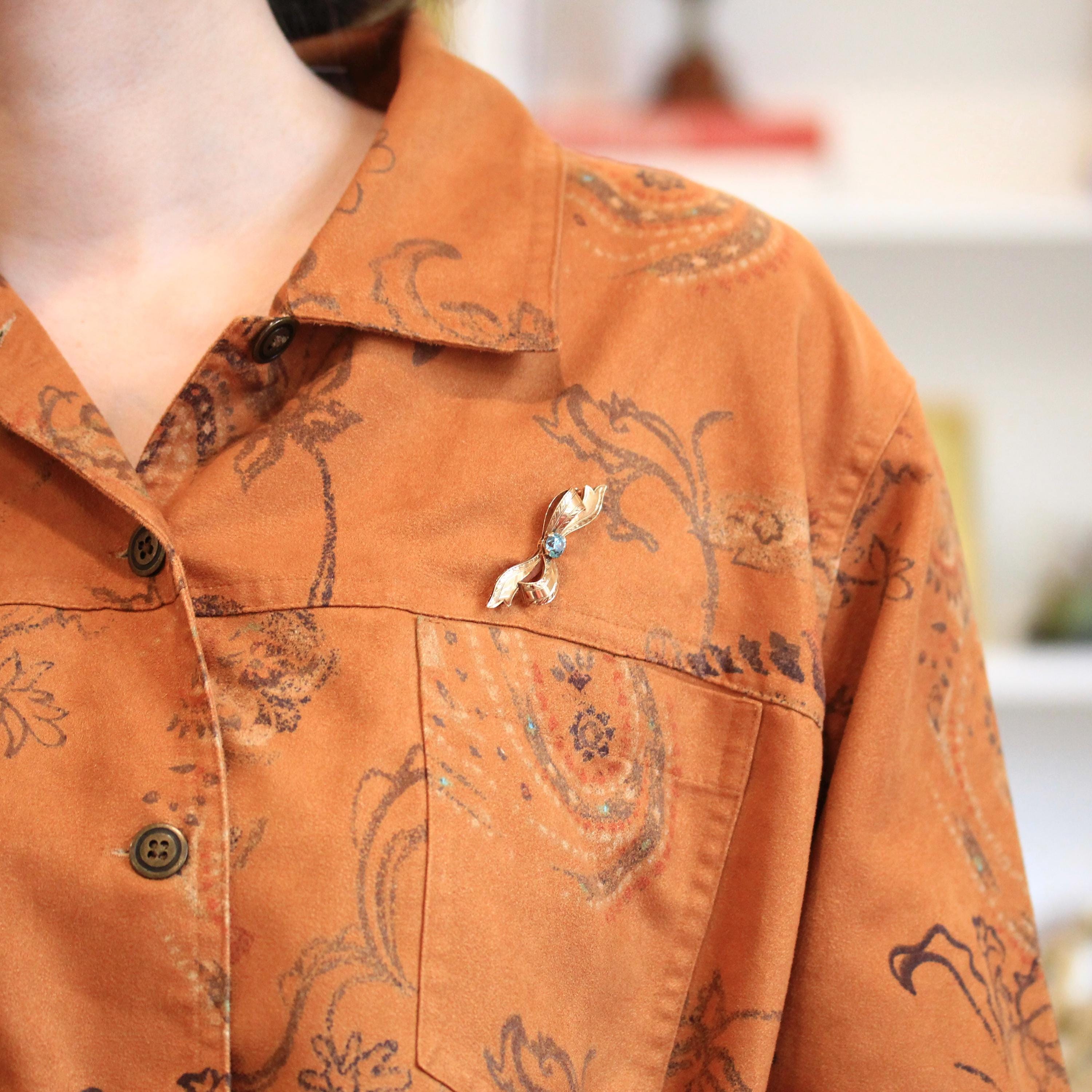 Vintage Bow Brooch - Mid Century 10k Yellow Gold Light Blue Zircon Gemstone Pin - Circa 1940s Era Figural Ribbon Fine Fashion Accessory