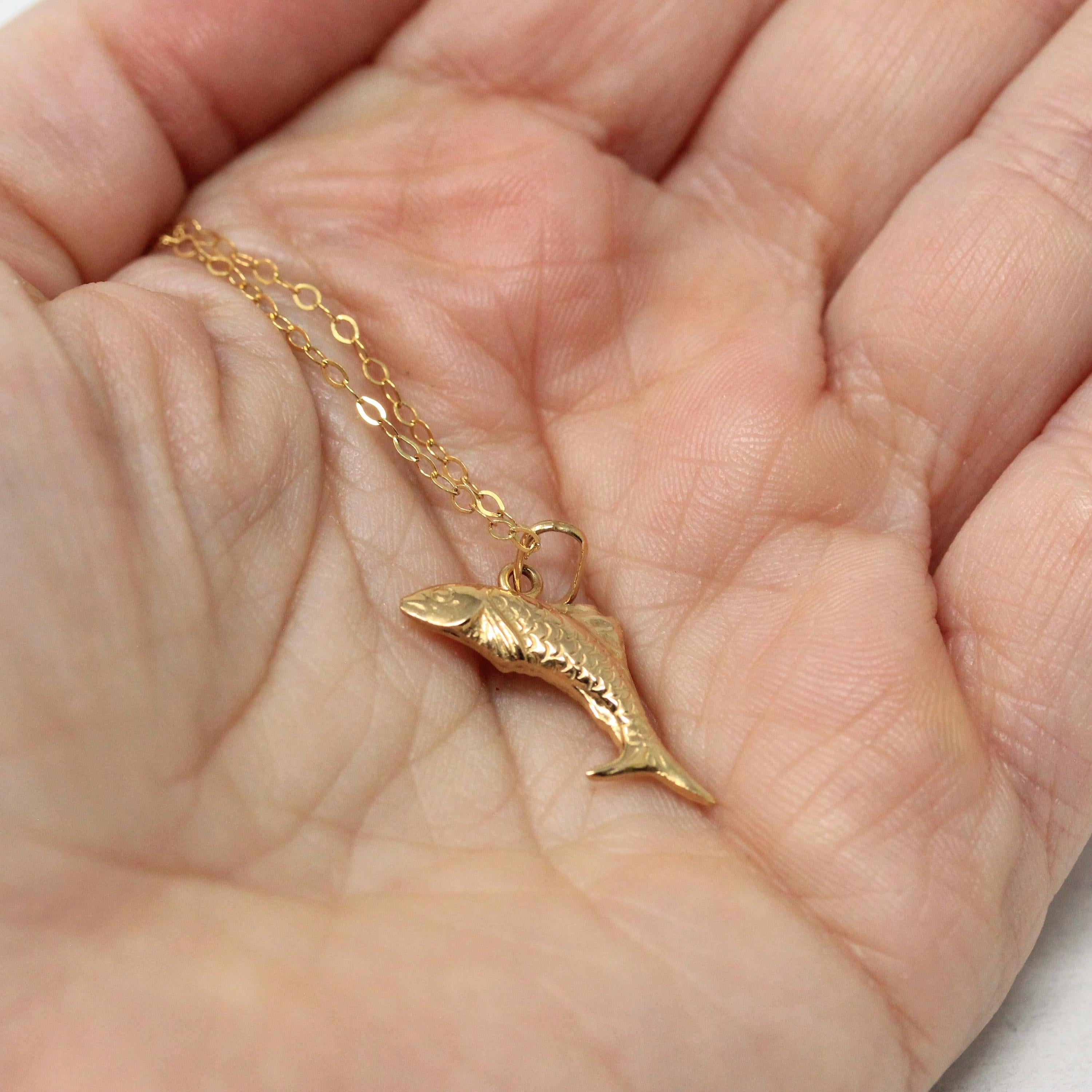 Modern Fish Necklace - Estate 18k Yellow Gold Fishing Pendant Charm - Estate Circa 2000s Jumping Sea Life Ocean Scales Pendant Fine Jewelry