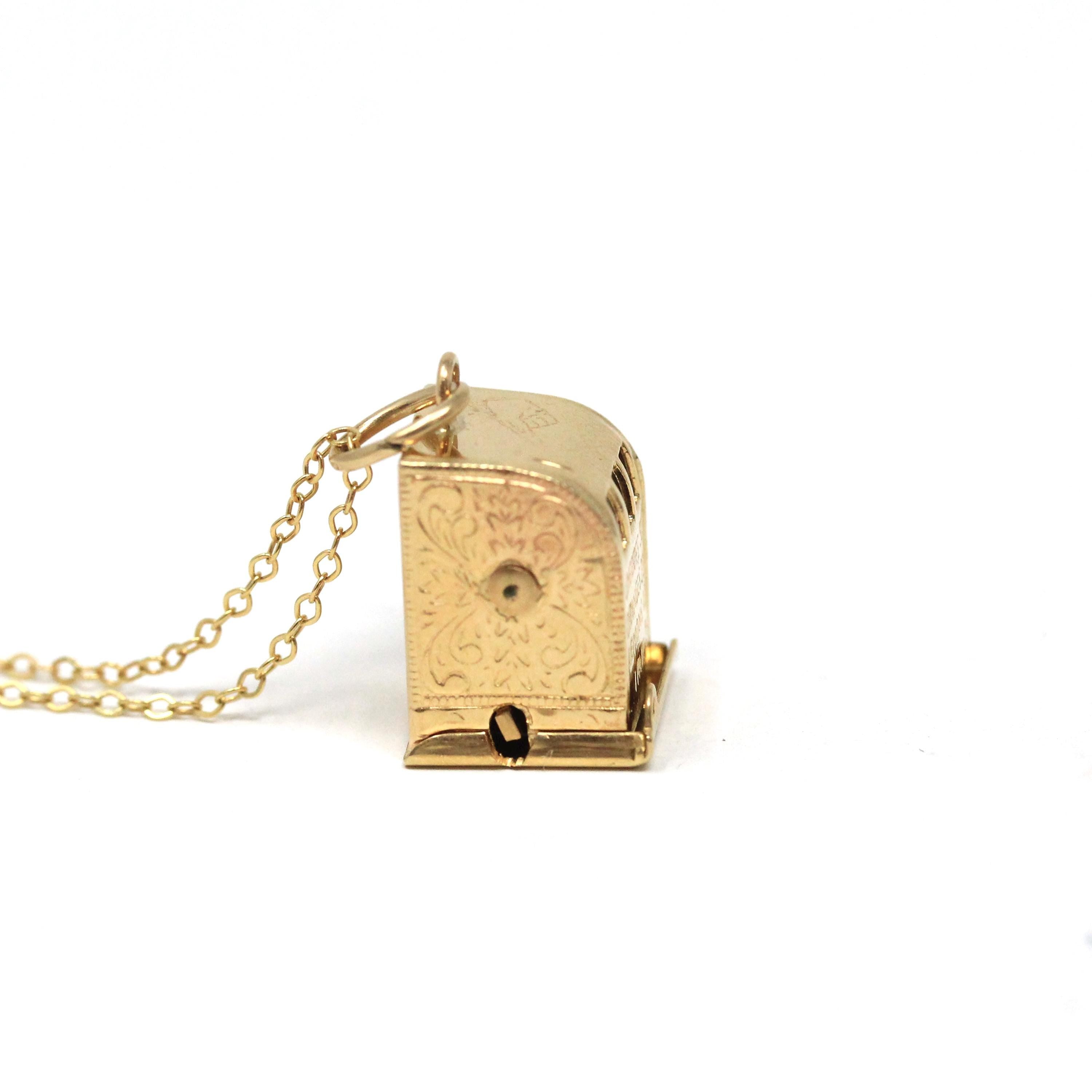 Vintage Slot Machine Charm - Retro 14k Yellow Gold Moveable 3-D Pendant Necklace - Circa 1960s Fruit Gambling Figural Betting Fine Jewelry