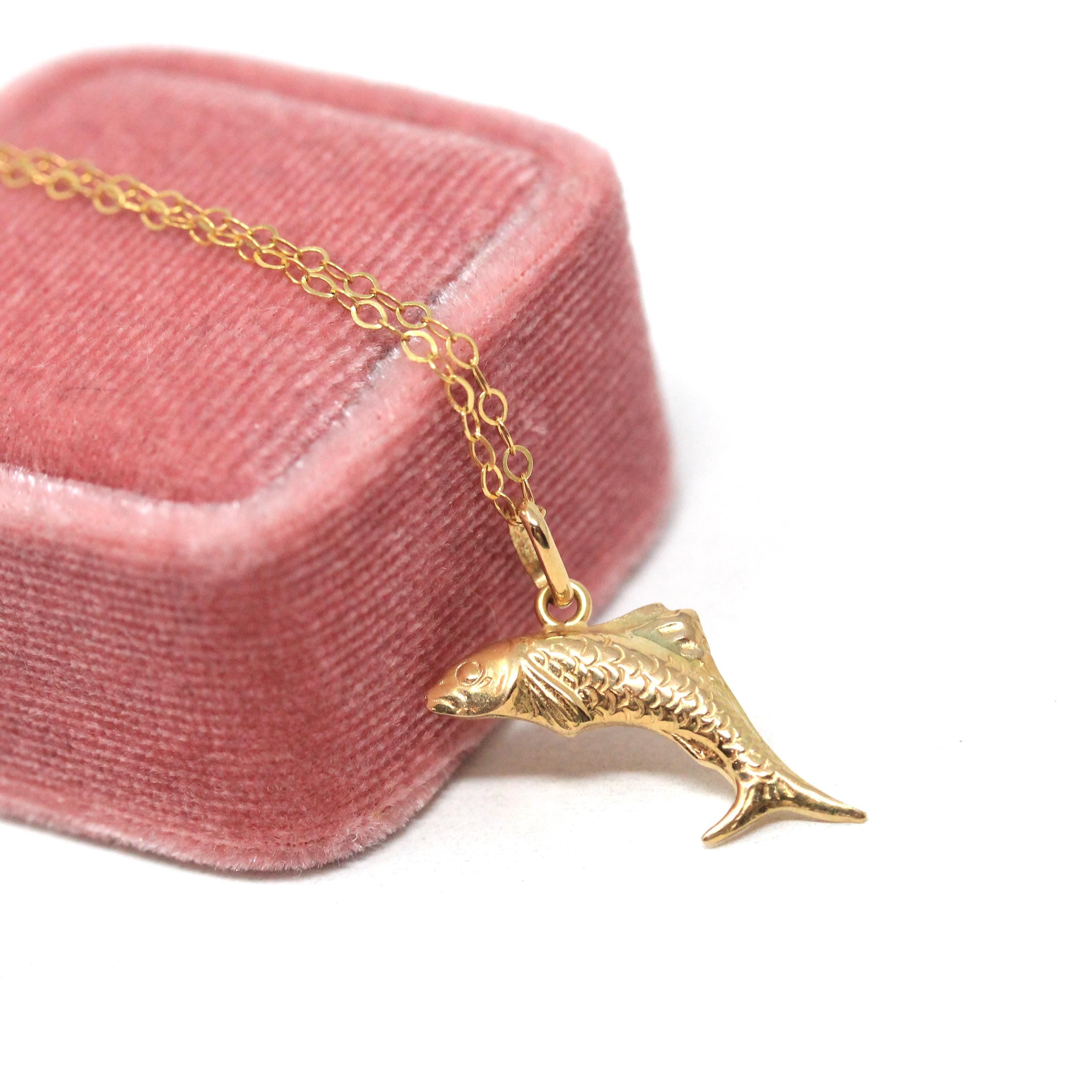 Modern Fish Necklace - Estate 18k Yellow Gold Fishing Pendant Charm - Estate Circa 2000s Jumping Sea Life Ocean Scales Pendant Fine Jewelry