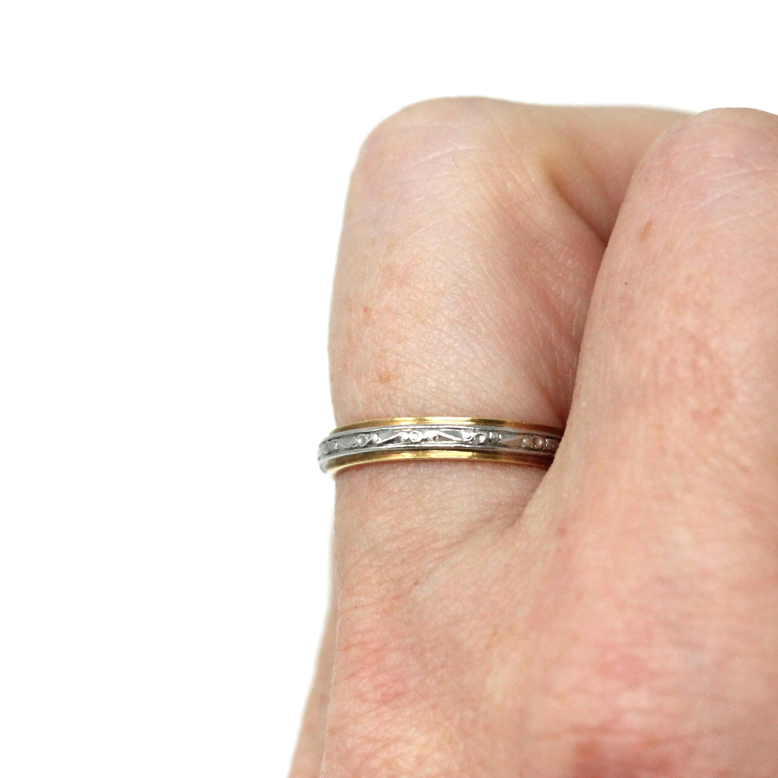 Vintage Two Tone Band - Retro 18k Yellow Gold & Platinum Engraved Floral Designs - Dated 1963 Size 5 1/2 Wedding Unisex Fine Bridal Jewelry