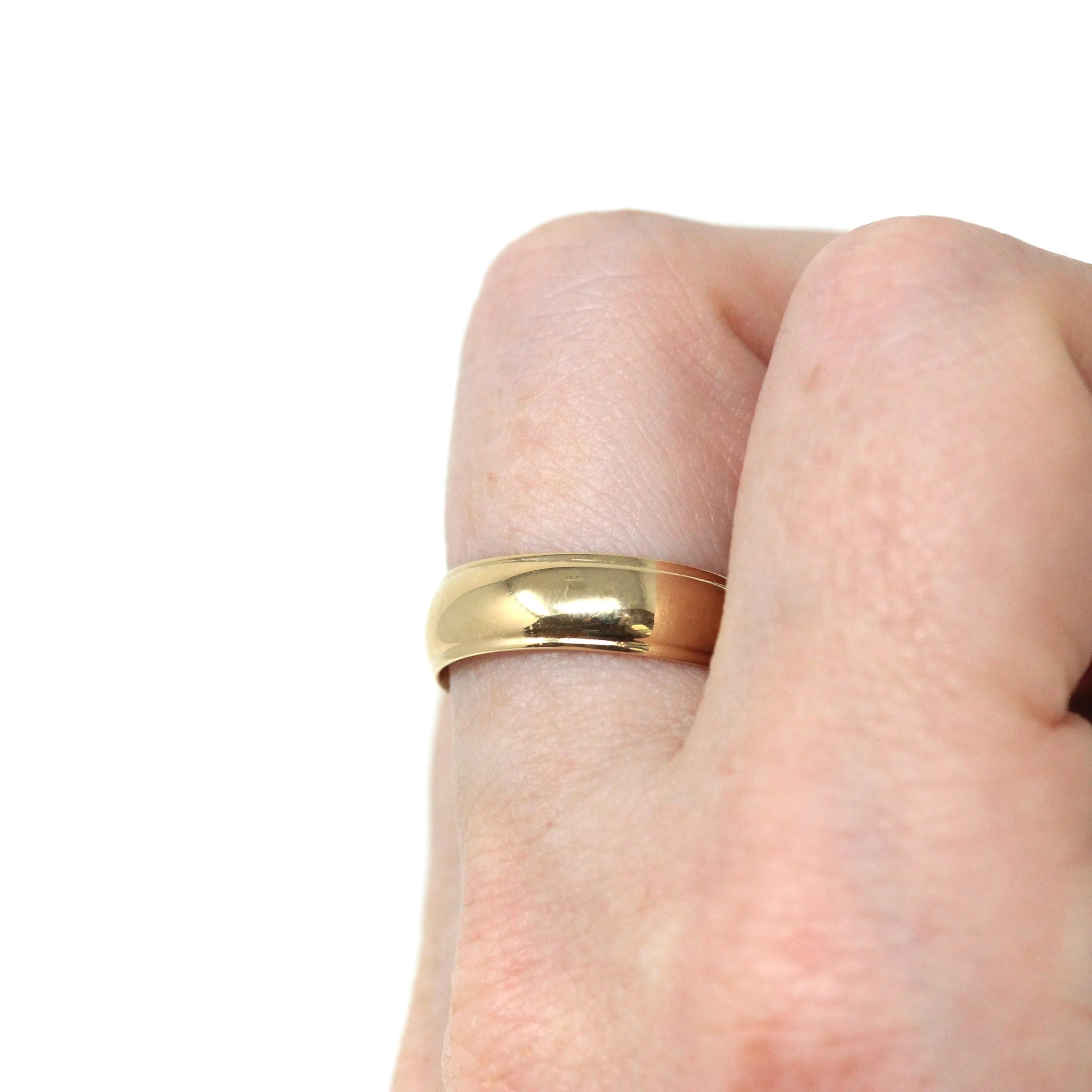 Vintage Wedding Band - Retro 14k Yellow Gold 5.5 MM Plain Comfort Fit Ring - Circa 1960s Era Size 6 Unisex Traub Fine Bridal Jewelry