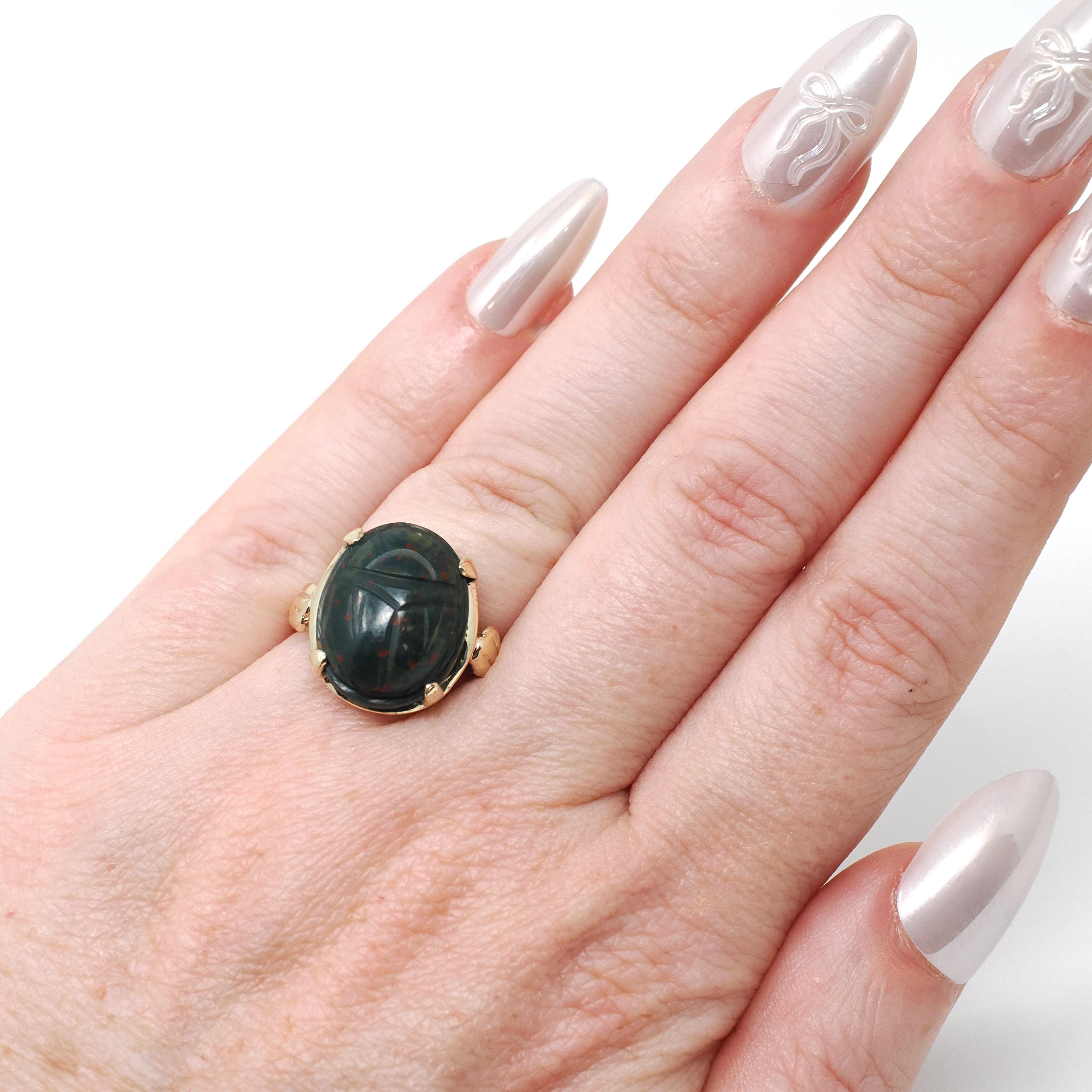 Bloodstone Scarab Ring - Retro 10k Yellow Gold Carved Natural Green Red Gem - Vintage Circa 1940s Era Size 5 1/4 Egyptian Revival Jewelry