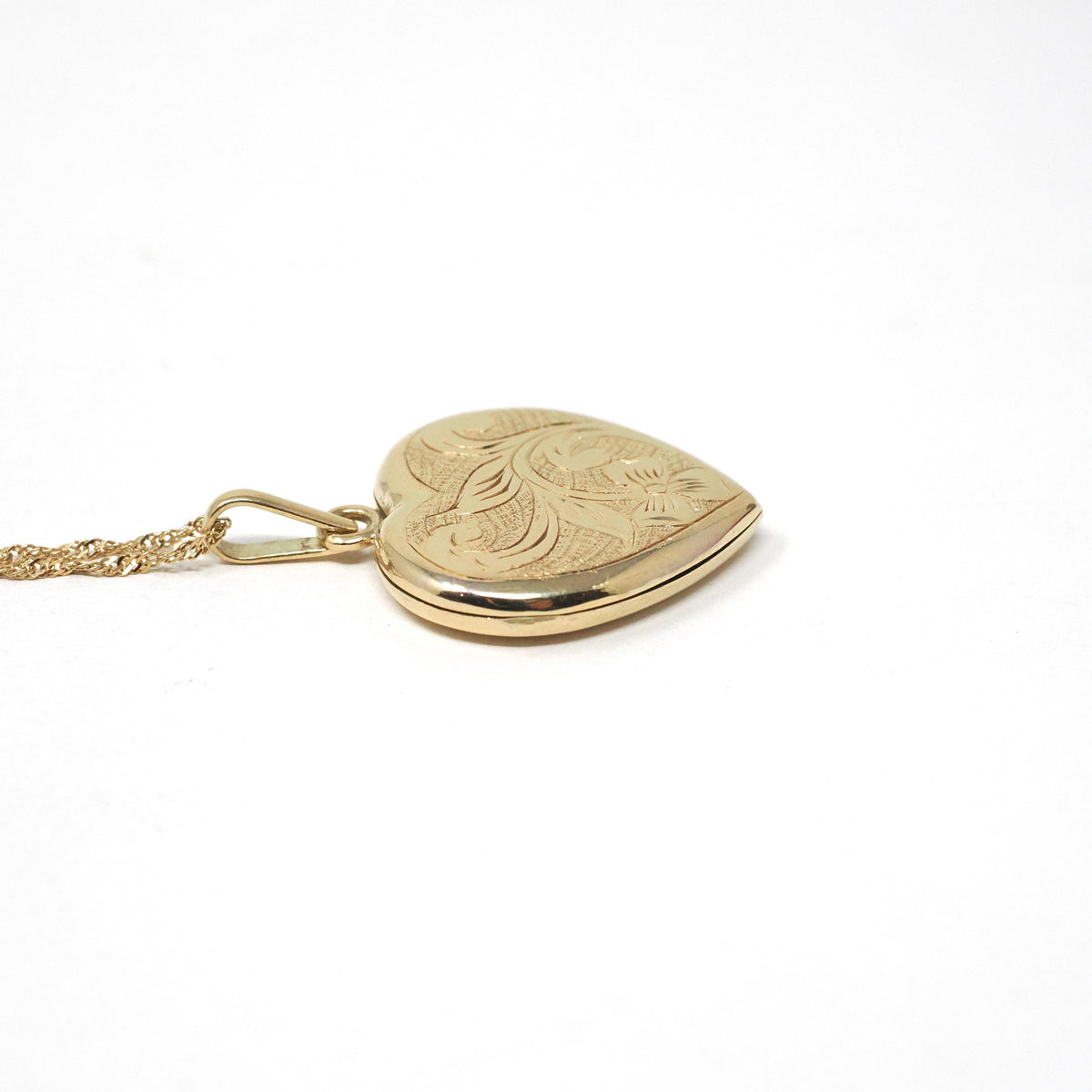 Floral Heart Locket - Modern 14k Yellow Gold Necklace Pendant Charm - Estate Circa 2000s Era Flower Photo Memory Keepsake Fine Love Jewelry