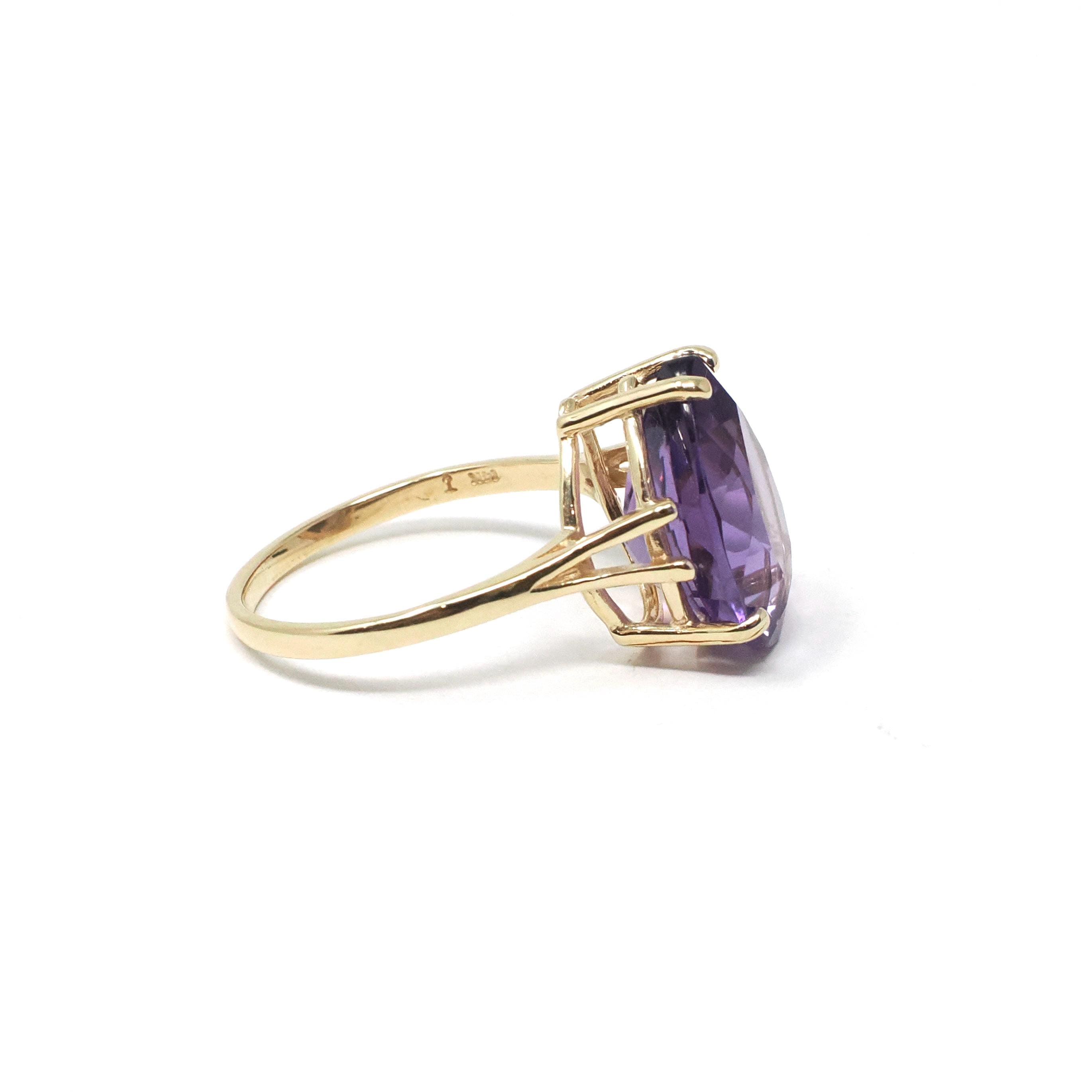Amethyst Solitaire Ring - Modern 14k Yellow Gold Natural Pear Cut 8.00 CT Gemstone - Circa 2000s Size 9 1/4 February Birthstone Fine Jewelry