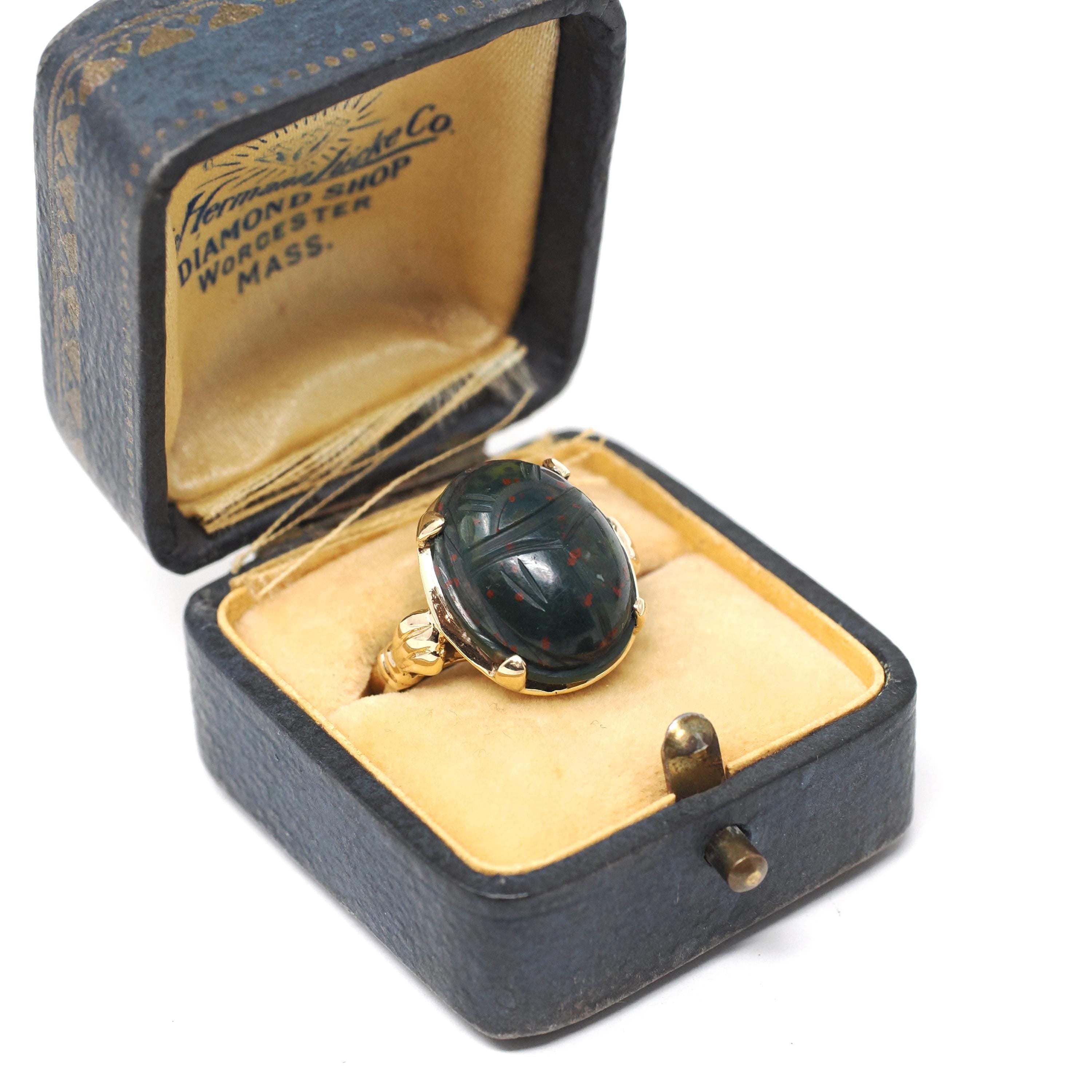 Bloodstone Scarab Ring - Retro 10k Yellow Gold Carved Natural Green Red Gem - Vintage Circa 1940s Era Size 5 1/4 Egyptian Revival Jewelry