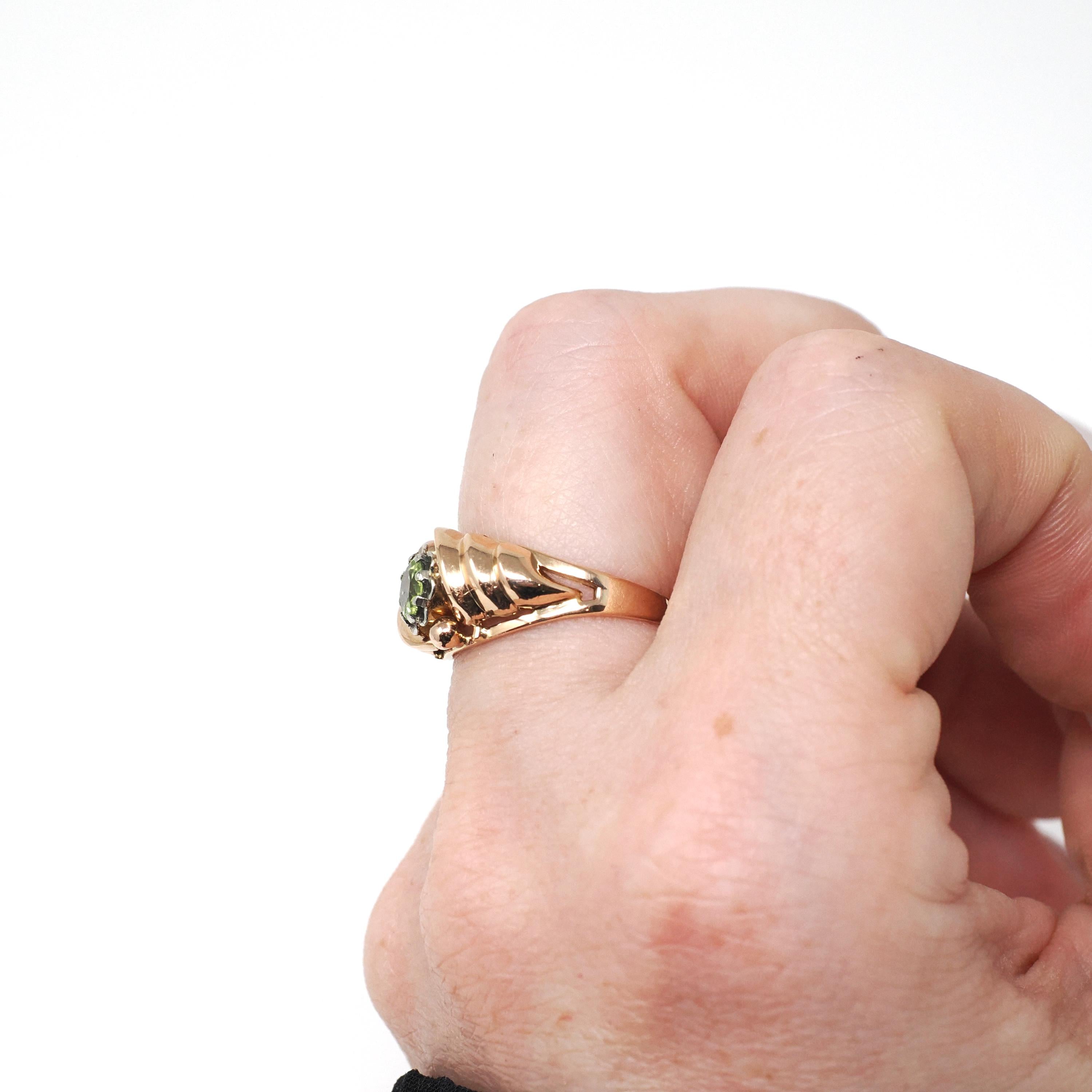 Estate Peridot Ring - Modern Era 18k Rosy Yellow Gold Natural Green Gem - Estate Flower Two Tone Size 5 3/4 Solitaire Croissant Fine Jewelry