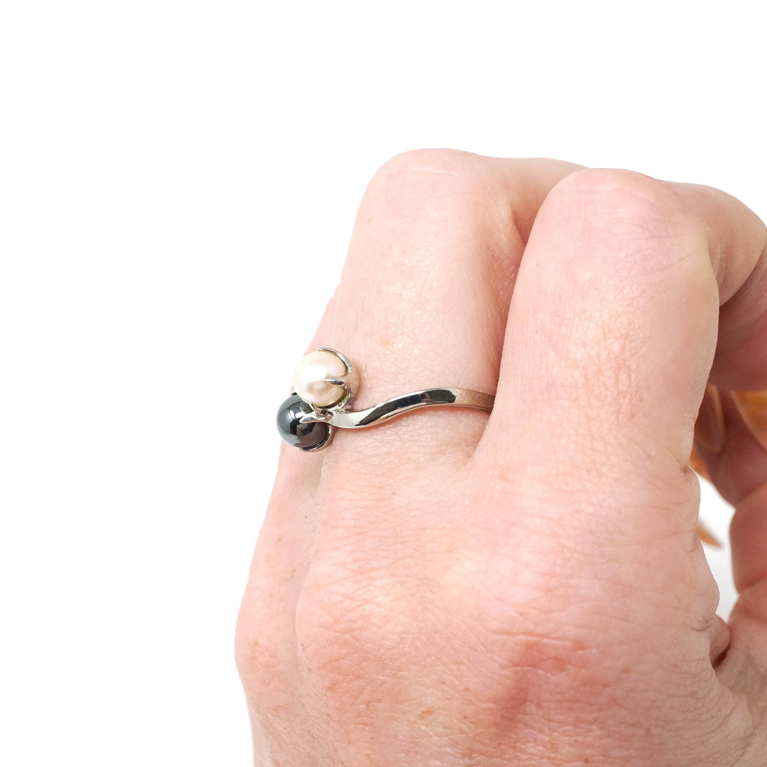Vintage Toi Et Moi Ring - 10k White Gold Pearl & Hematite Bypass - Mid Century Era Circa 1950s Size 6 3/4 Fine June March Birthstone Jewelry