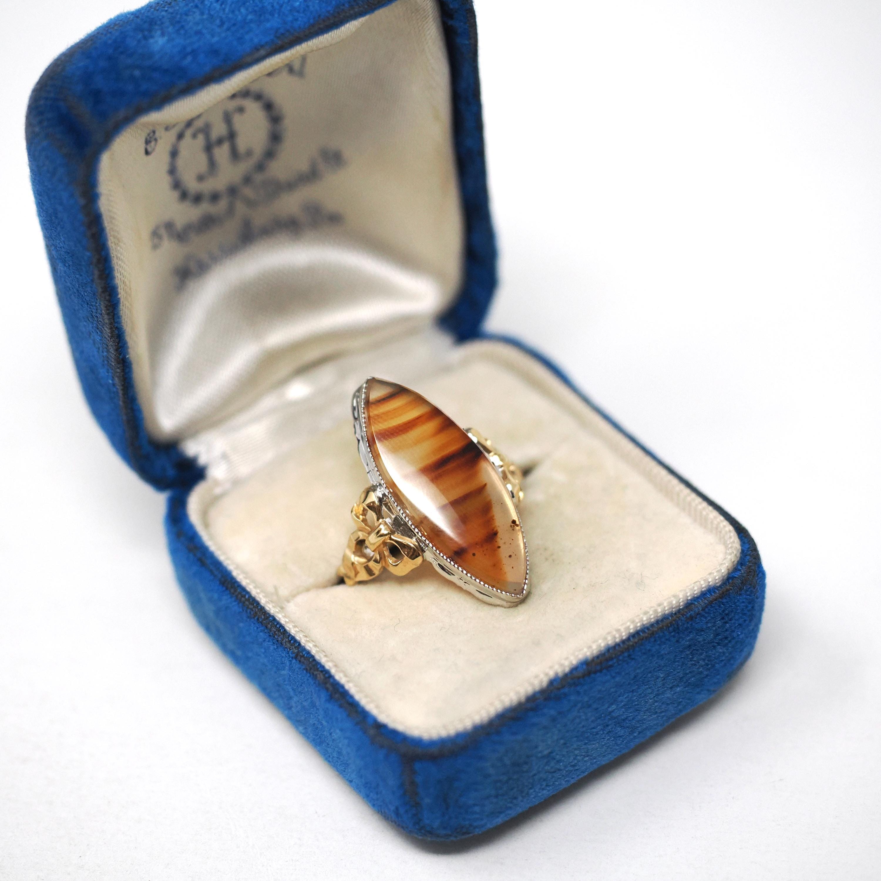 Vintage Banded Agate Ring - Mid Century Sterling Silver & Gold Filled Two Tone Natural Navette Gem - Circa 1940s Era Bows Size 4 3/4 Jewelry