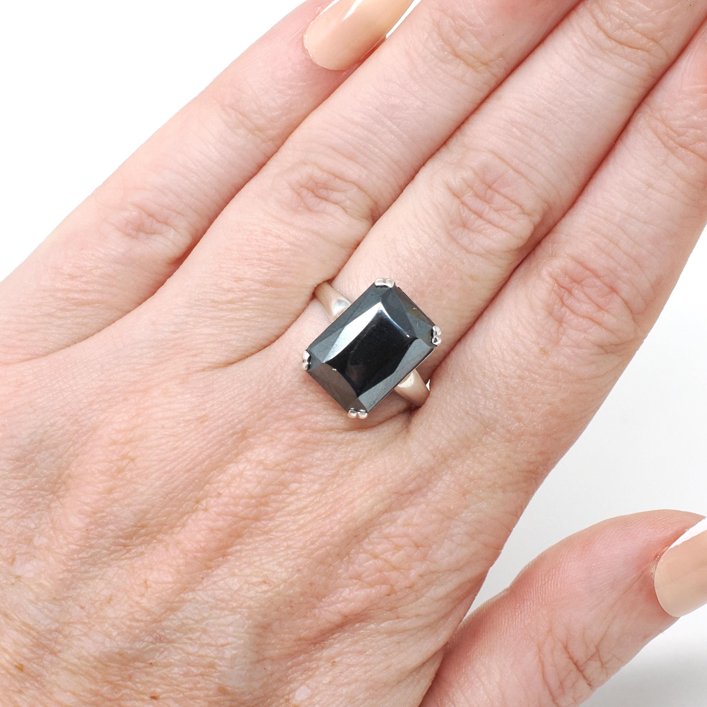 Vintage Hematite Ring - Retro Sterling Silver Emerald Cut Gray Metallic Solitaire - Circa 1970s Size 7 Statement Jewelry Fashion Accessory