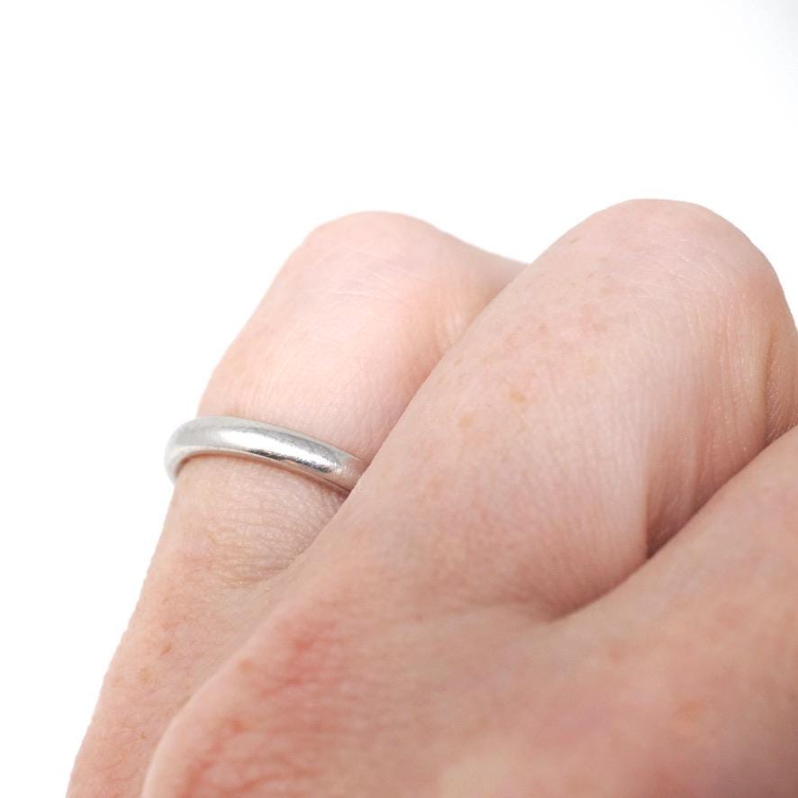 Estate Wedding Band - Modern 18k White Gold 2.5 MM Comfort Fit Ring - Circa 2000's Era Size 4 1/4 Stacking Fine Bridal Statement Jewelry