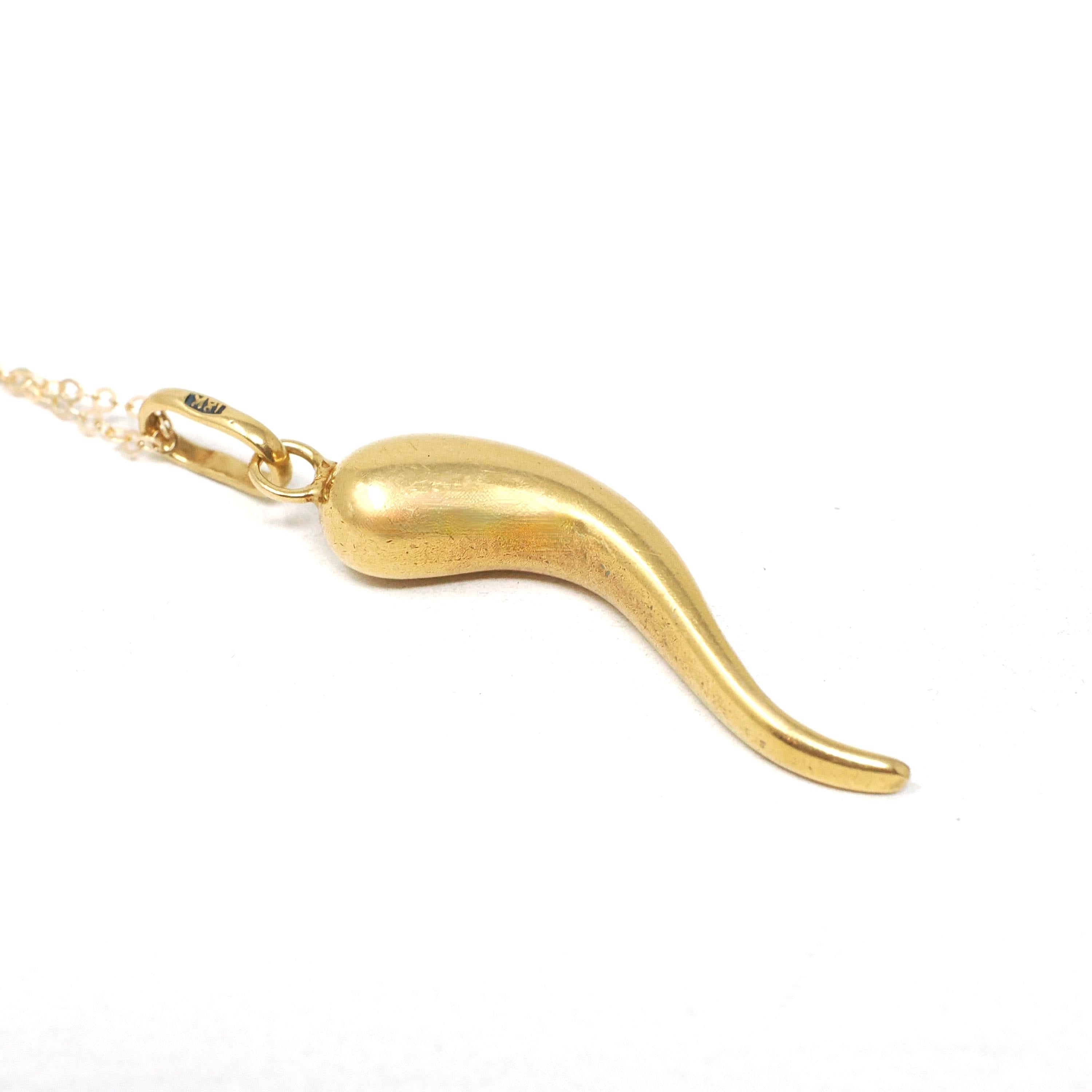 Italian Horn Charm - Retro 18k Yellow Gold Italy Cornicello Good Luck Pendant Necklace - Vintage Circa 1970s Ward Off Evil Amulet Jewelry