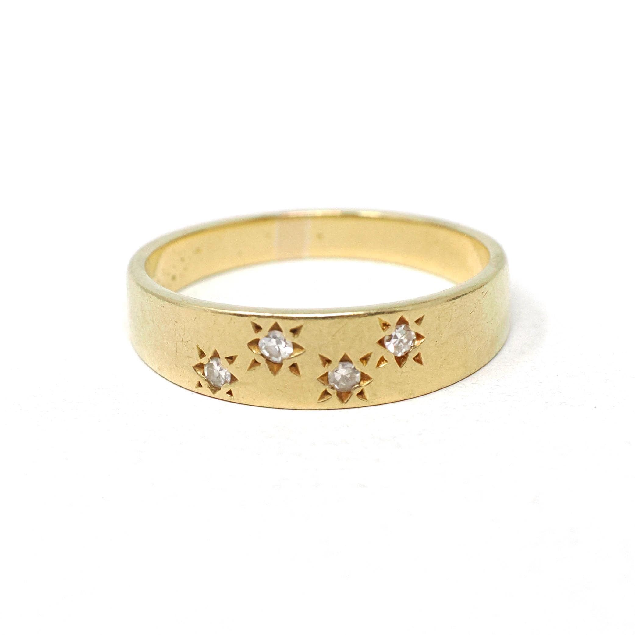 Star Incised Band - Modern 18k Yellow Gold .08 CTW Natural Diamond Ring - Estate Contemporary Celestial Size 7 1/4 Fine Bridal Jewelry