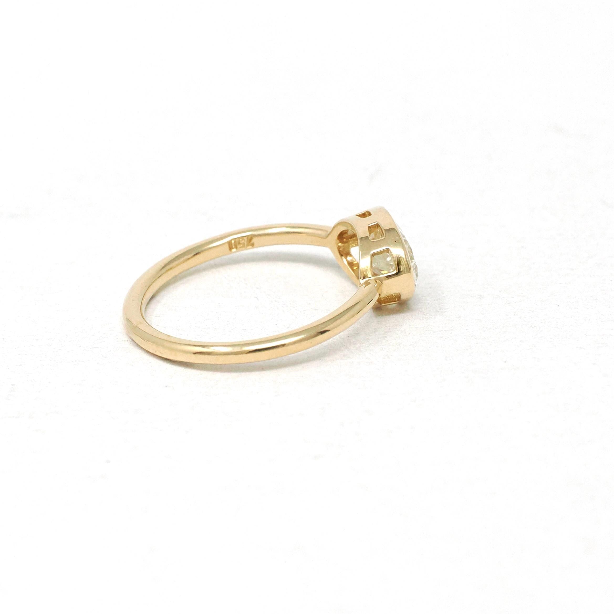 East-to-West Diamond Ring - 18k Yellow Gold Bezel Set 1.12 CT Natural Oval Brilliant Cut Solitaire - Modern Minimalist Size 6 Fine Jewelry