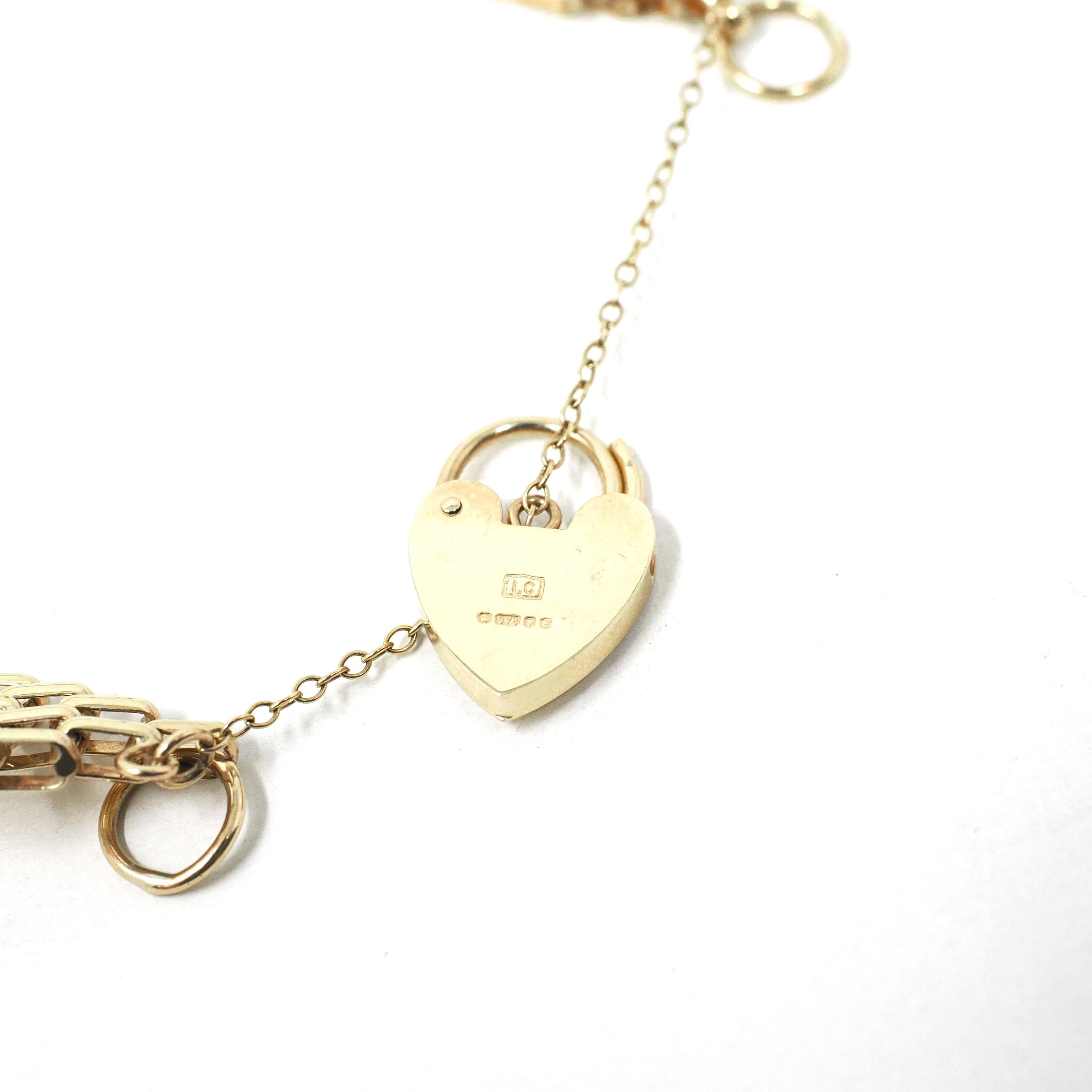 Vintage Padlock Bracelet - Retro Era 9ct Yellow Gold Heart Shaped Key Hole Charm Clasp - Hallmarked 1979 Fancy Link Style Chain Fine Jewelry