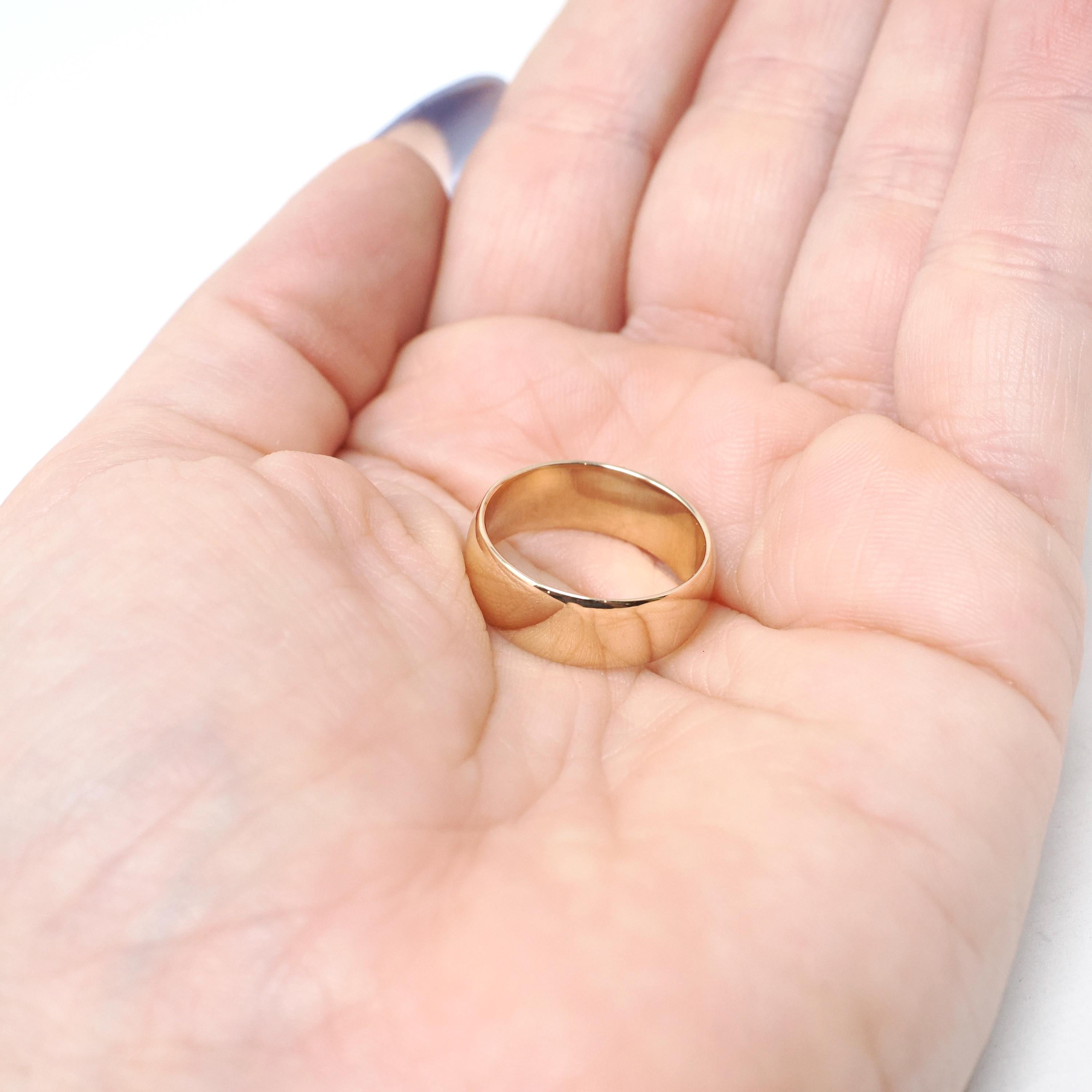 Antique Wedding Band - Edwardian 18k Yellow Gold 6.5 mm Stacking Unadorned Ring - Circa 1910s Era Size 6 Comfort Fit Fine Bridal Jewelry