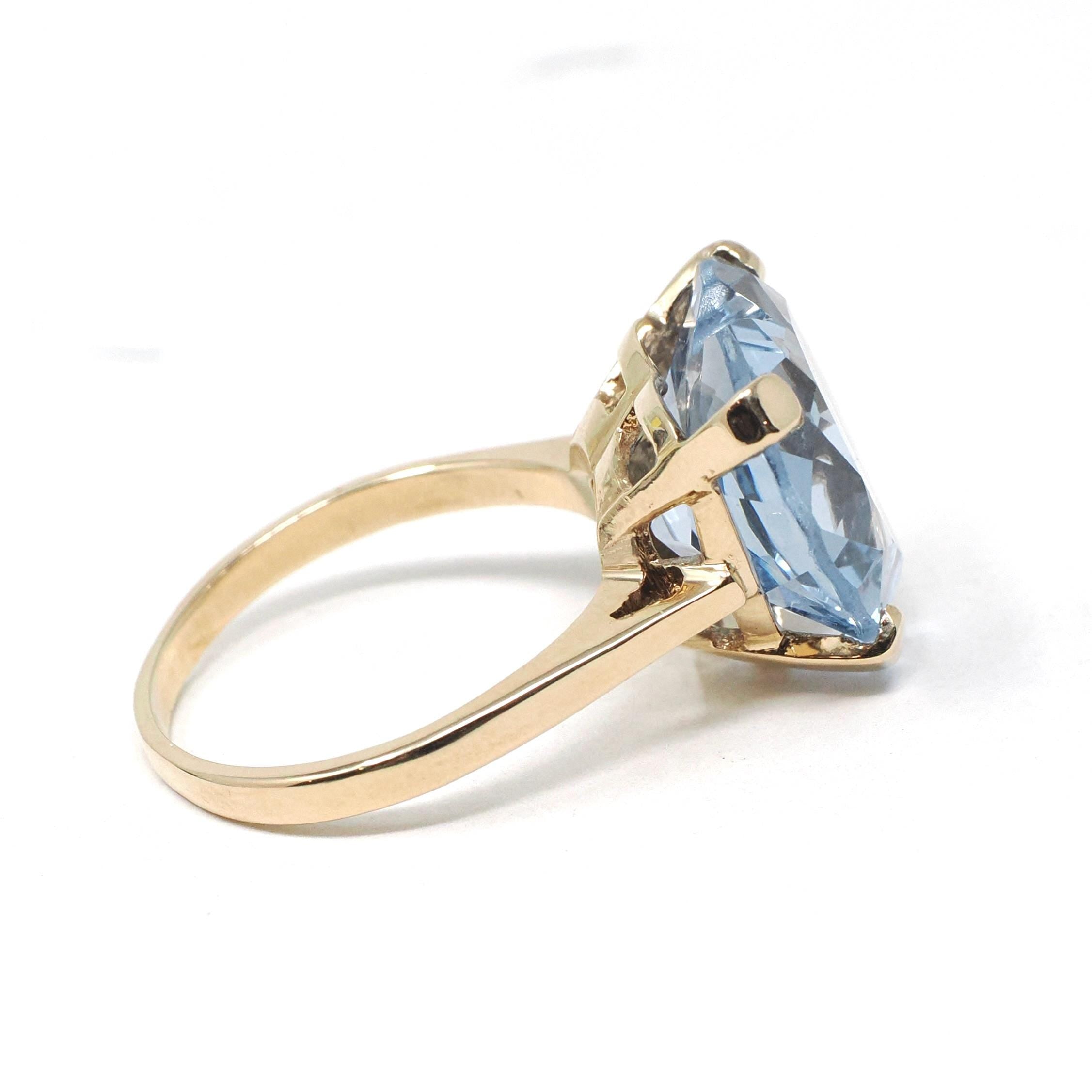 Modern Heart Ring - Estate 14k Yellow Gold Light Blue Created Spinel Faceted Gemstone - Circa 1980s Era Size 8 3/4 Fine Statement Jewelry