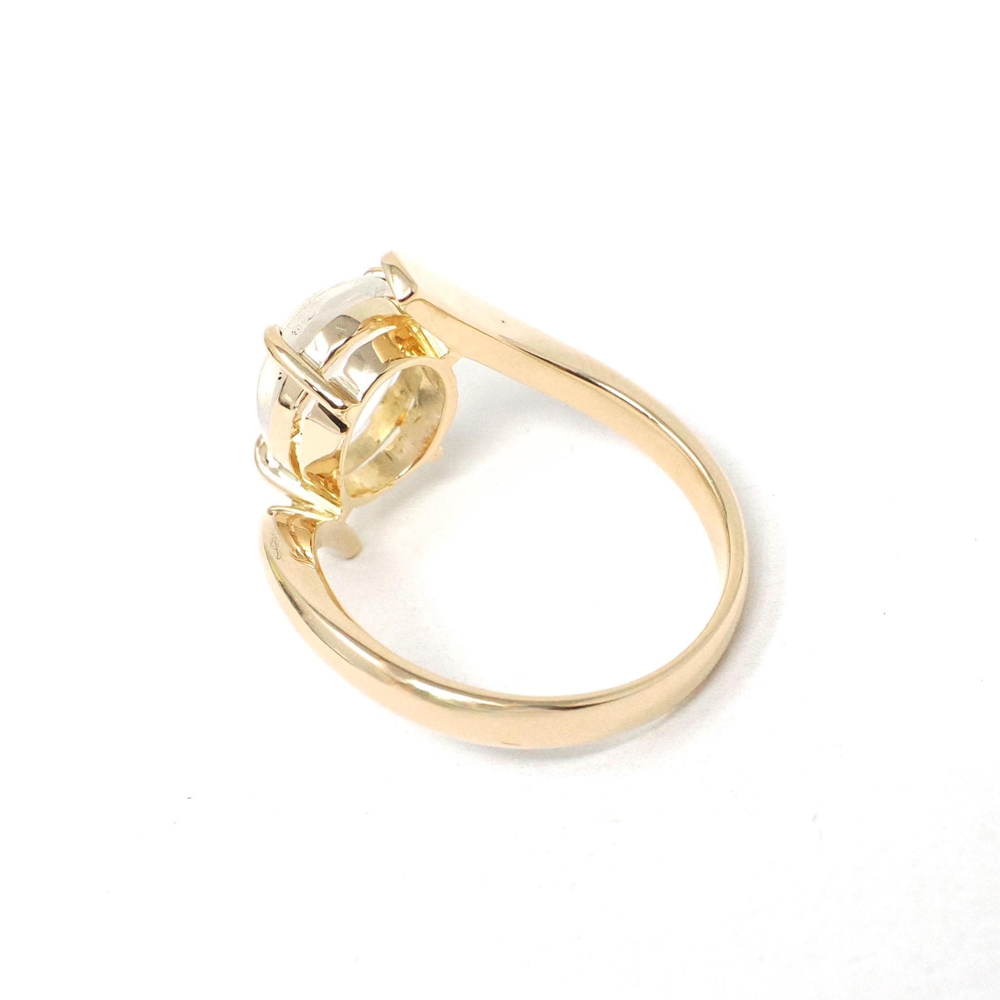 Moonstone Bypass Ring - Vintage 18k Yellow Gold Natural Oval Cabochon Gem -Modern Estate Size 5 3/4 June Birthstone Fine Statement Jewelry