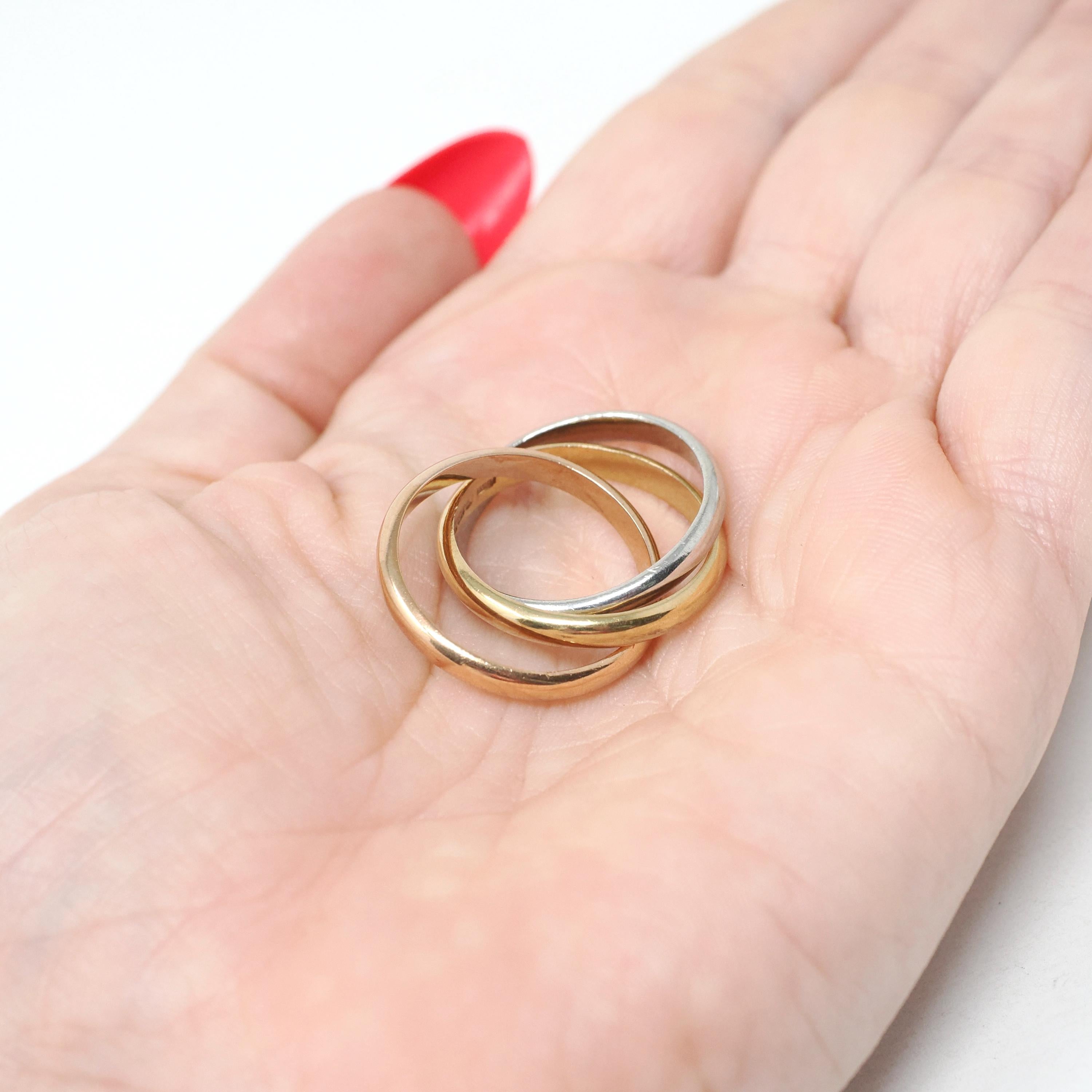 Rolling Trinity Ring - Vintage 9k Yellow Rose & White Gold Three Interlocking Bands - Modern Estate Year 1987 Size 6.5 Tri Tone Fine Jewelry