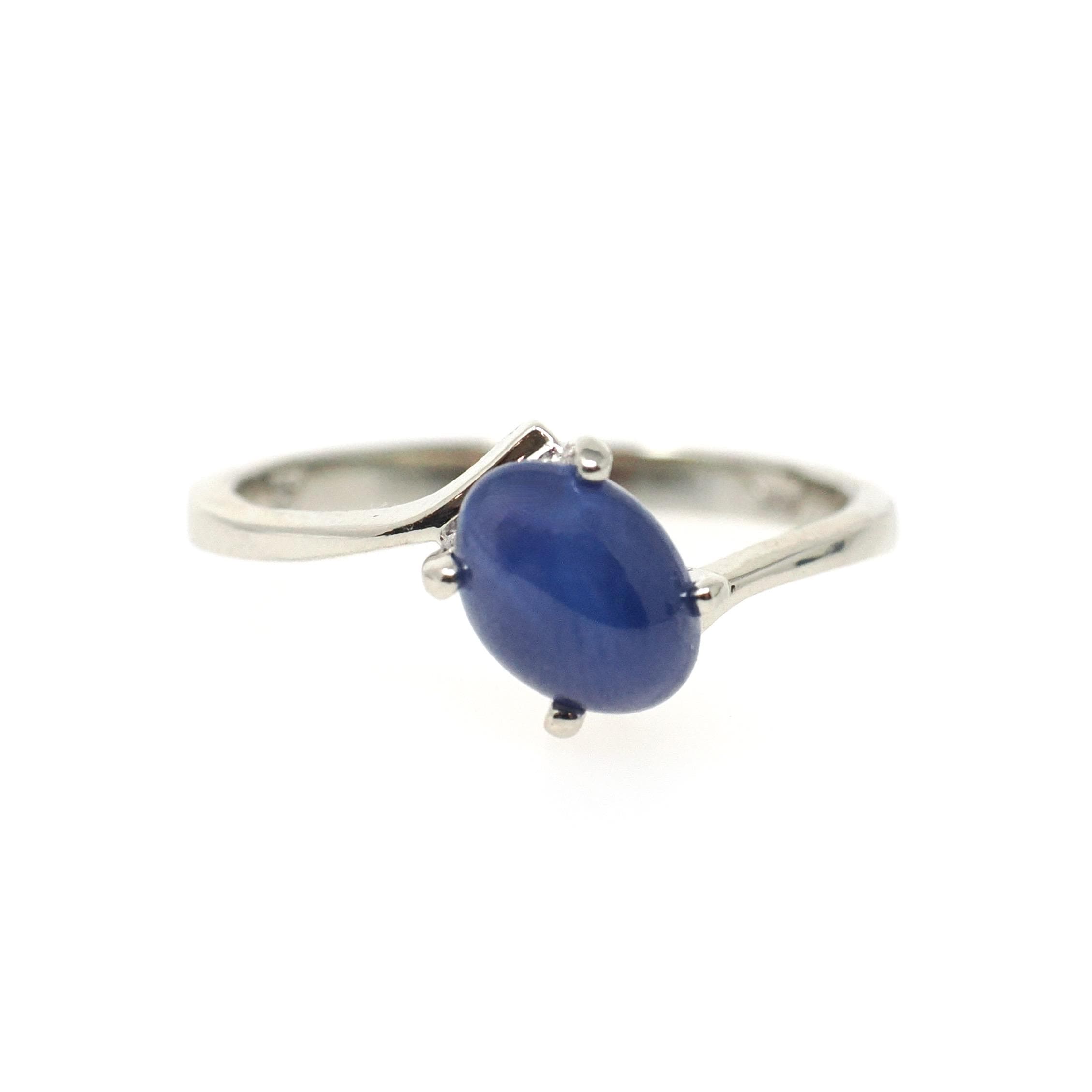 Created Star Sapphire Ring - Modern 14k White Gold Blue Cabochon Bypass Solitaire - Circa 1990s Size 5 1/4 September Birthstone Fine Jewelry