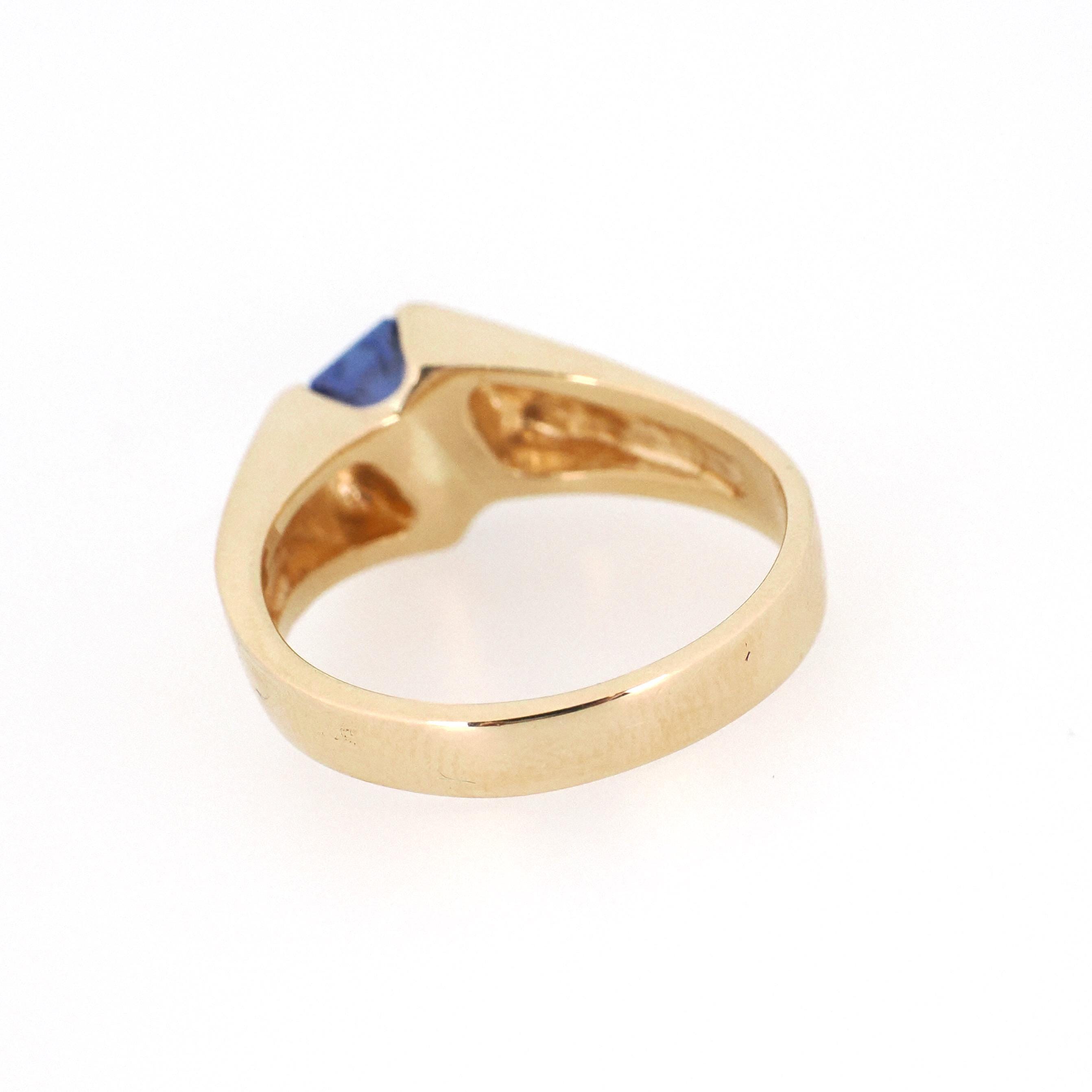 Modern Tanzanite Ring - Estate 14k Yellow Gold Natural Purple Blue Gemstone - Circa 2000's Era Size 6 1/4 December Birthstone Fine Jewelry
