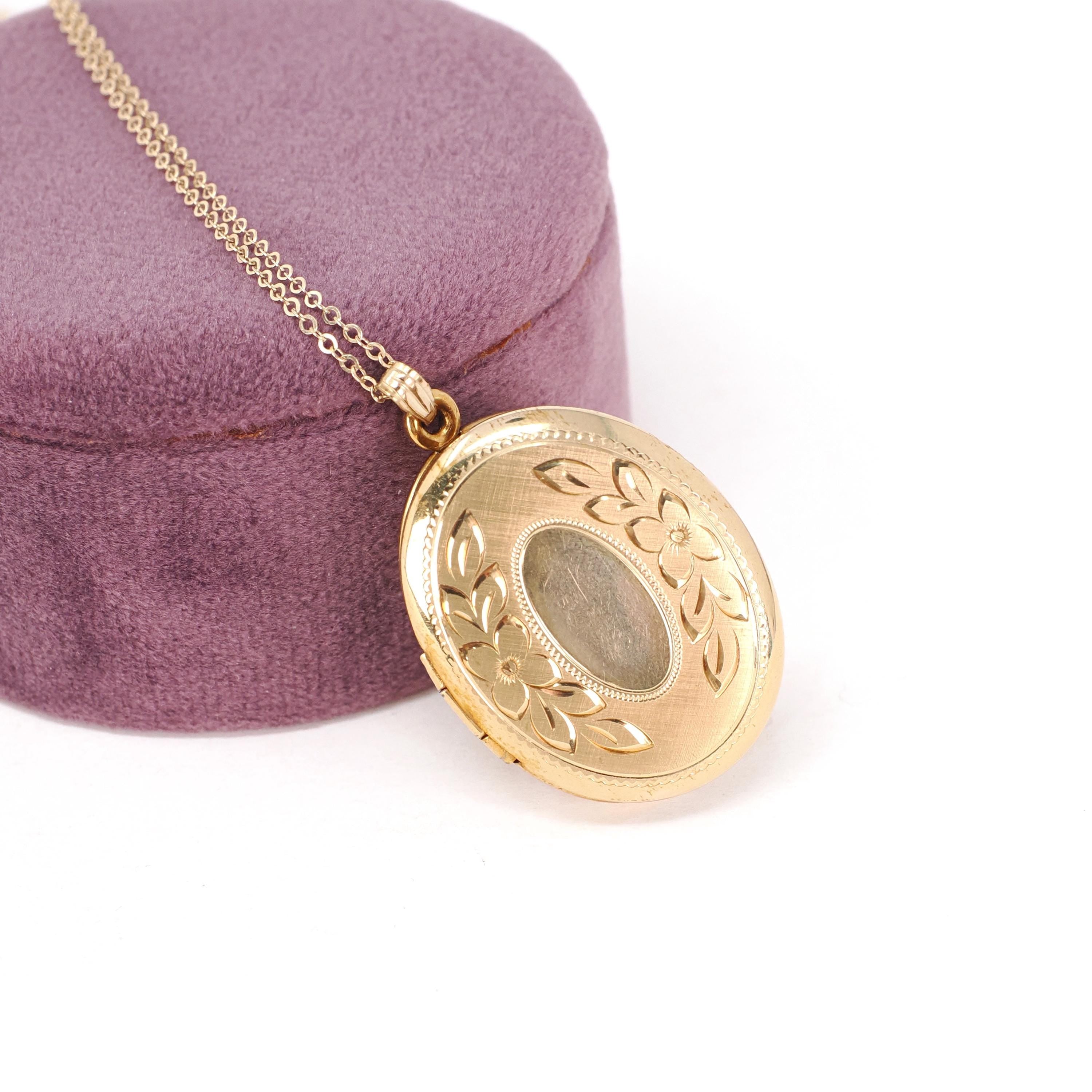 Vintage Flower Locket - Mid Century 14k Gold Filled Oval Pendant Necklace - Circa 1960s Era Keepsake Photo Nature Inspired Marathon Jewelry