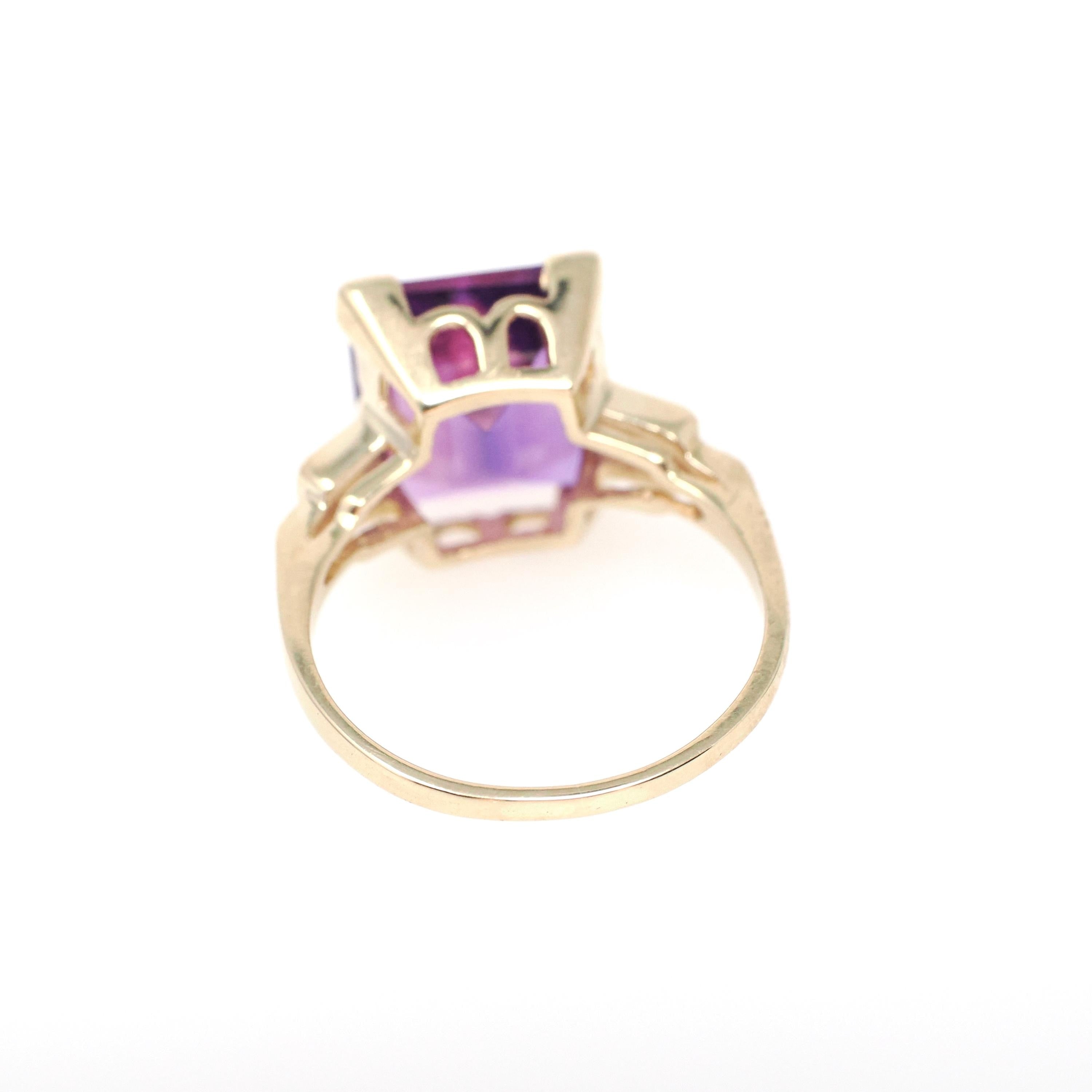 Created Color Change Sapphire Ring - Mid Century 10k Yellow Gold Rectangular Purple Blue Gem - Circa 1950s Era Size 6 1/2 Fine 50s Jewelry