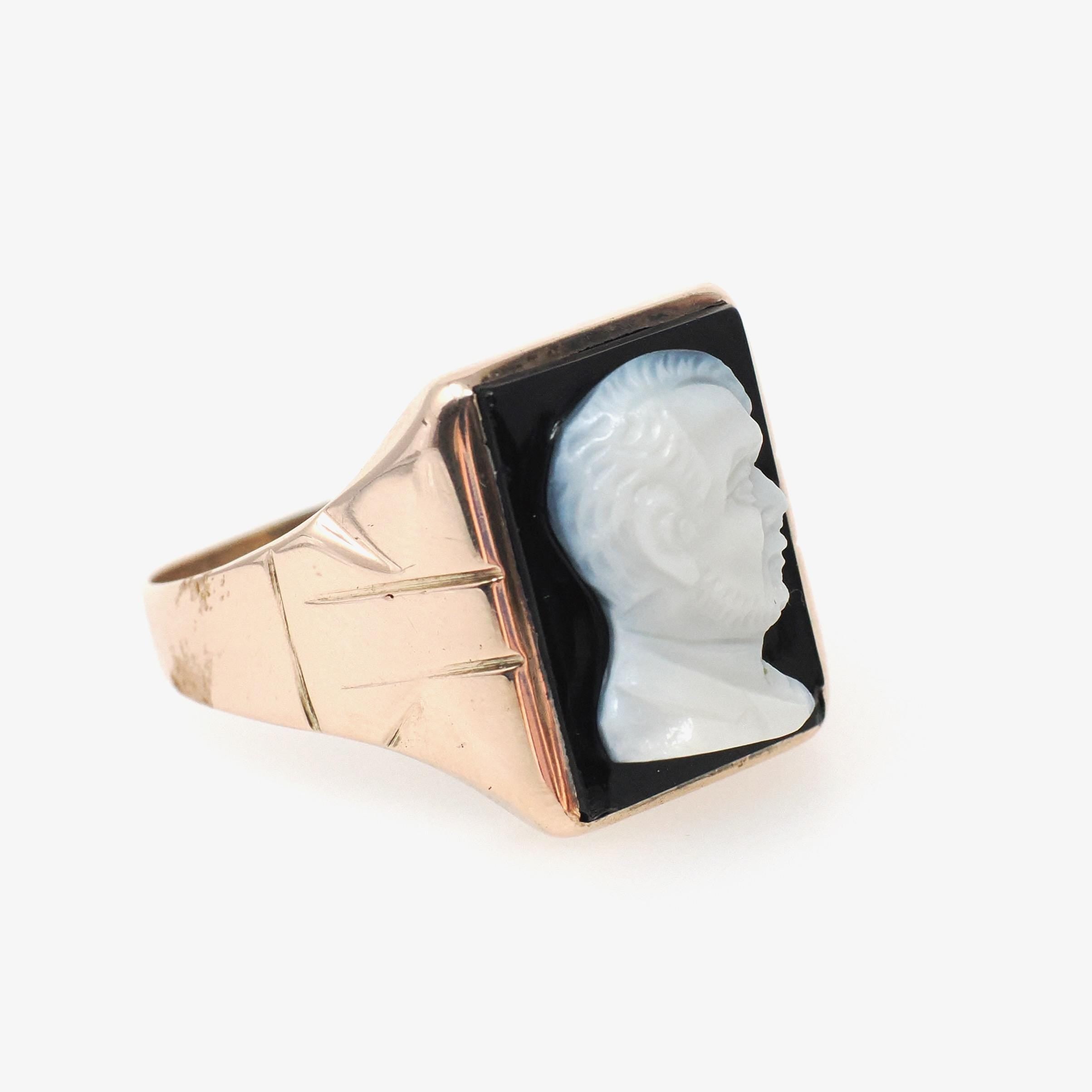 Vintage Cameo Ring - Retro 10k Rose Gold Carved Black & White Onyx Gem - Circa 1940s Era Size 11 Man's Profile Unisex Fine Statement Jewelry