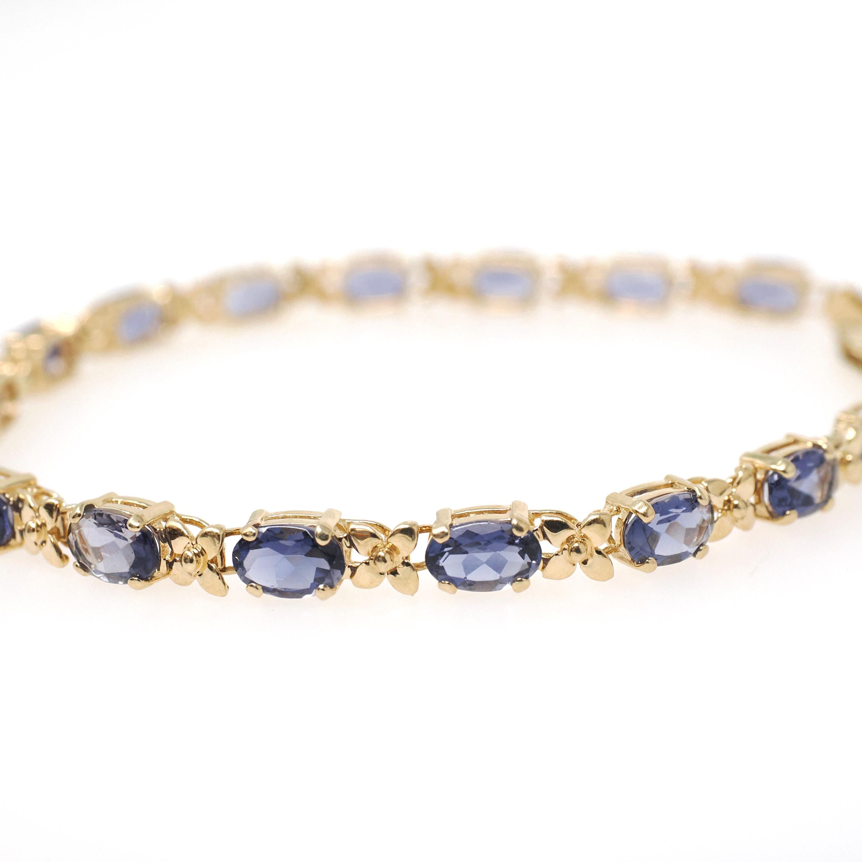 Iolite Tennis Bracelet - Contemporary 14k Yellow Gold Violet Blue Oval Natural Gemstone & Flower Links - Circa 2000s Era 7 1/4" Fine Jewelry