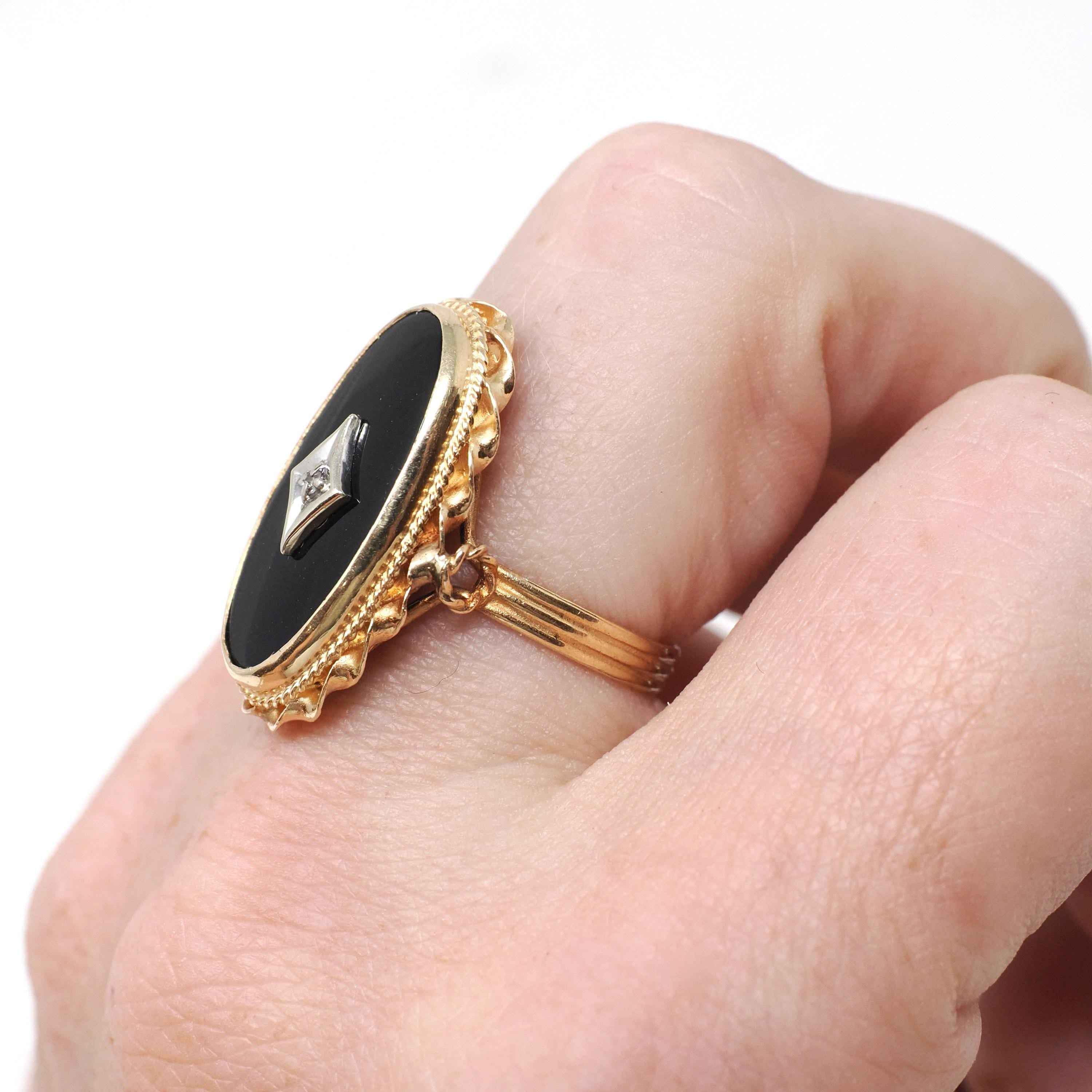 Vintage Onyx Ring - Retro 14k Yellow Gold Oval Black Chalcedony Gemstone - Circa 1960s Era Size 5 3/4 Natural .008 CT Diamond Fine Jewelry