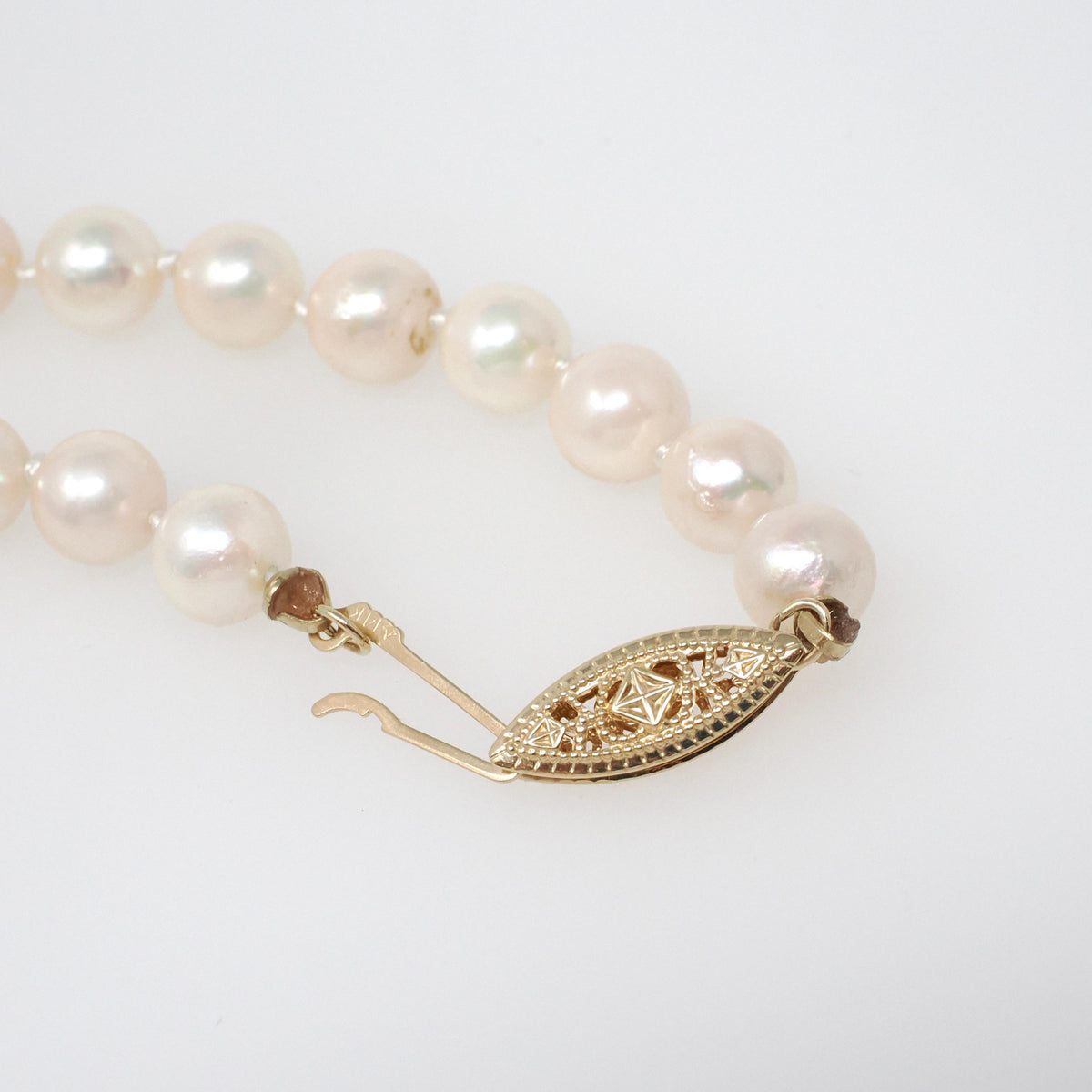 Cultured Pearl Necklace - Contemporary 14k Yellow Gold Individually Knotted 7.0 MM Rope Length Strand - Circa 2000s Era 40 Inch Fine Jewelry