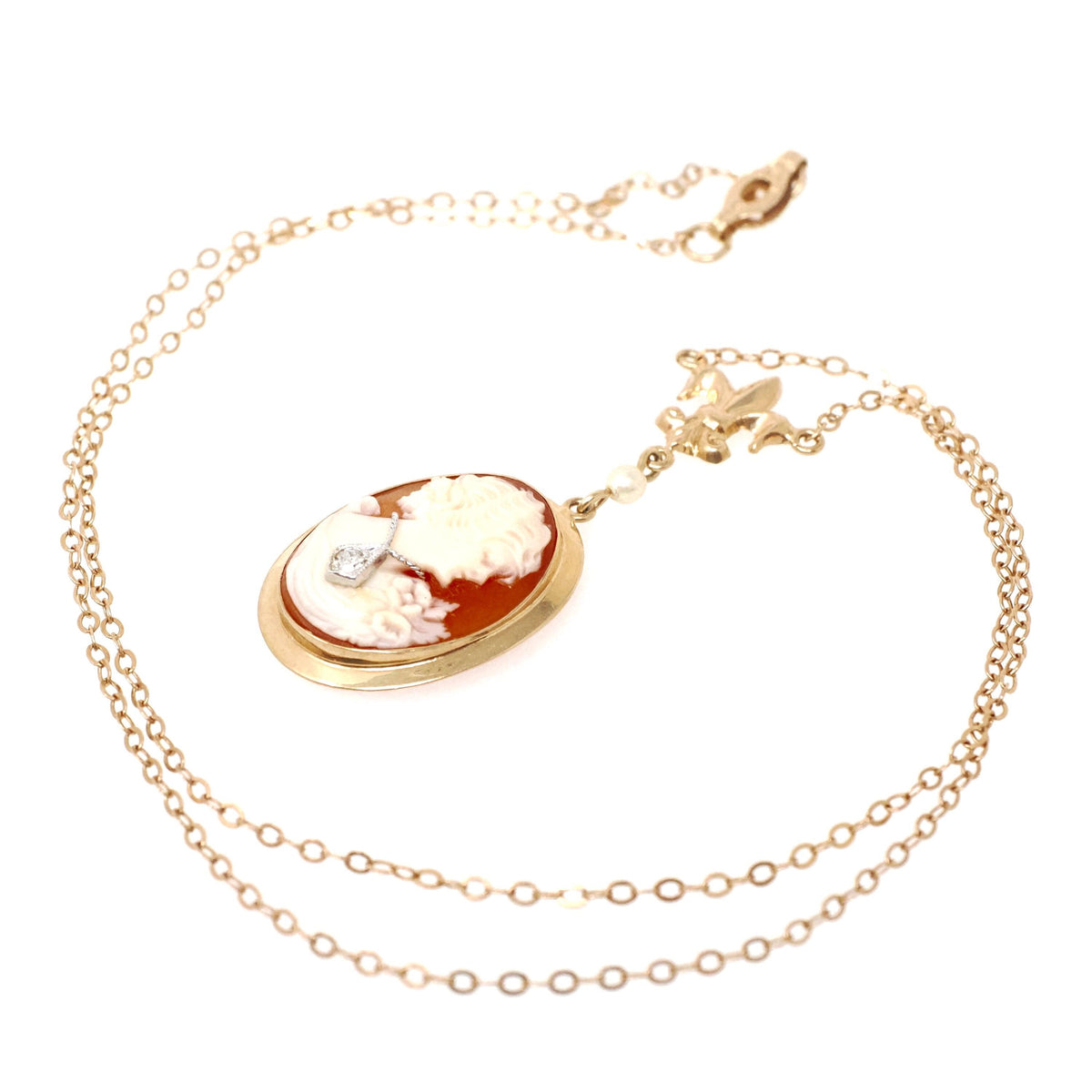 Vintage Cameo Necklace - Retro 10k Yellow Gold Oval Carved Shell Diamond Habillé Fleur De Lis - Circa 1940s Era Statement Fine 40s Jewelry