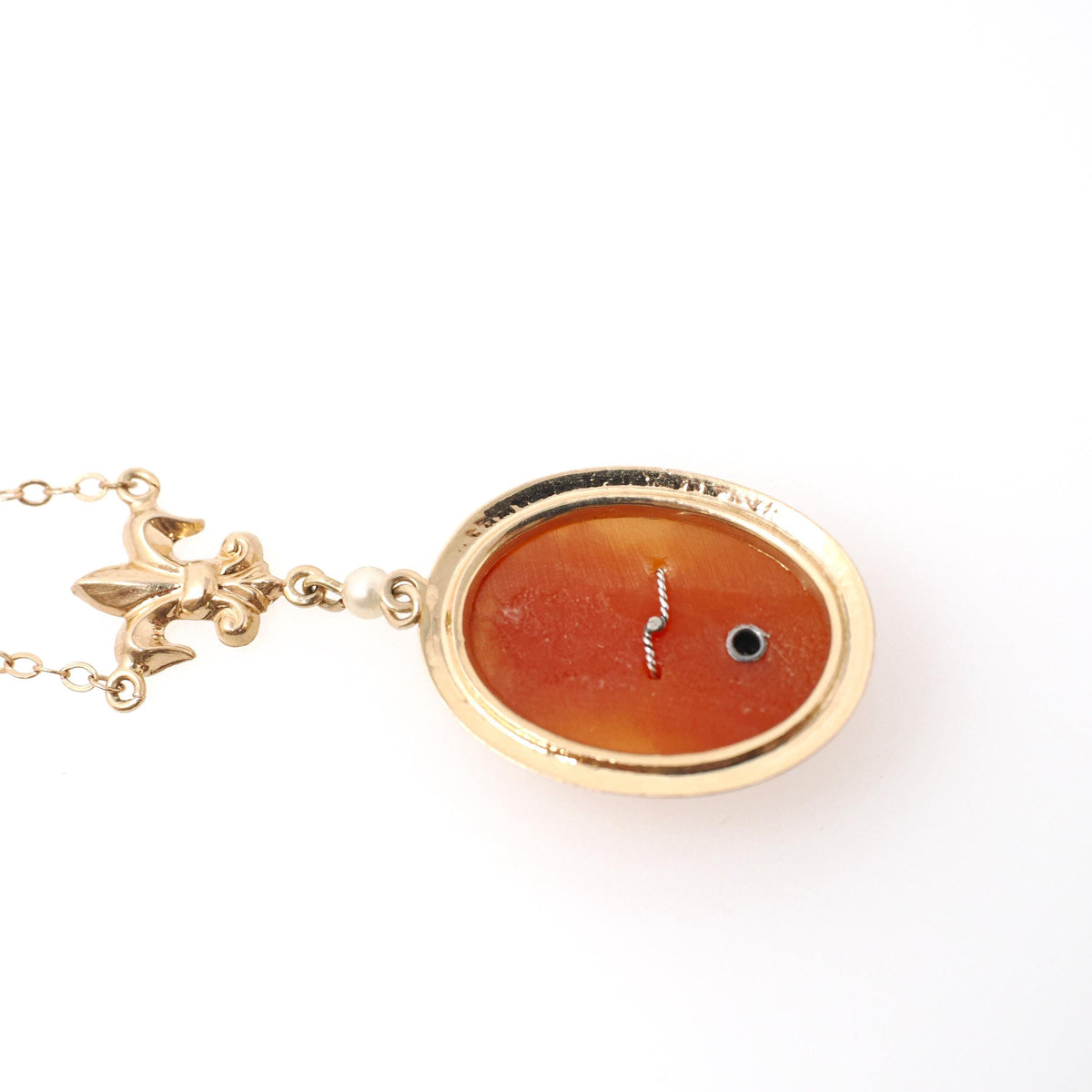 Vintage Cameo Necklace - Retro 10k Yellow Gold Oval Carved Shell Diamond Habillé Fleur De Lis - Circa 1940s Era Statement Fine 40s Jewelry