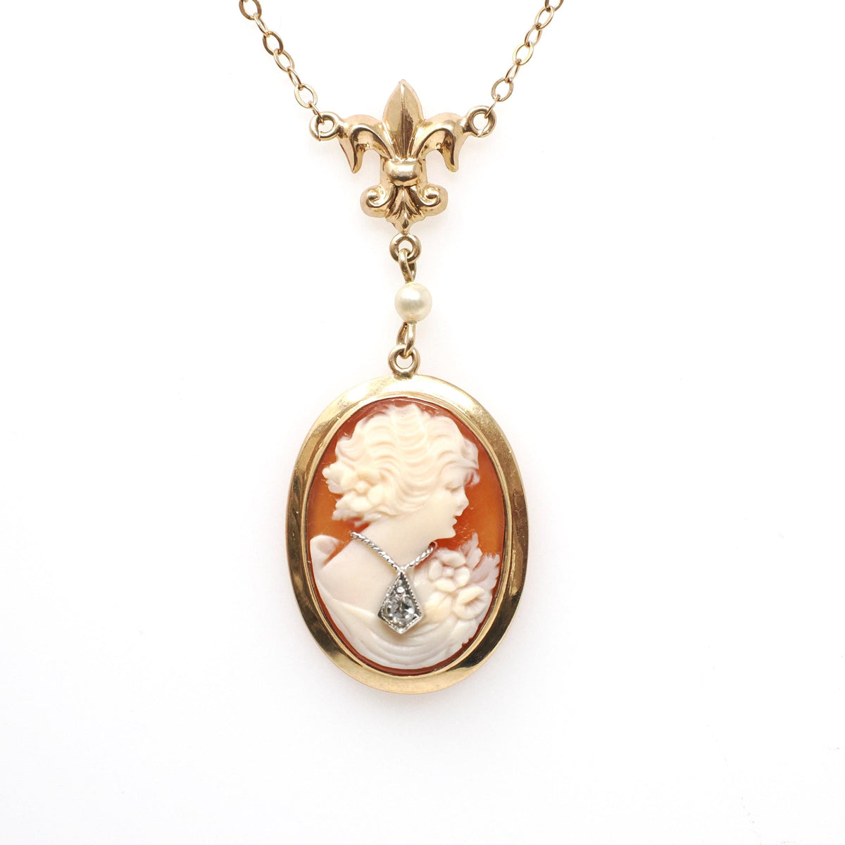 Vintage Cameo Necklace - Retro 10k Yellow Gold Oval Carved Shell Diamond Habillé Fleur De Lis - Circa 1940s Era Statement Fine 40s Jewelry