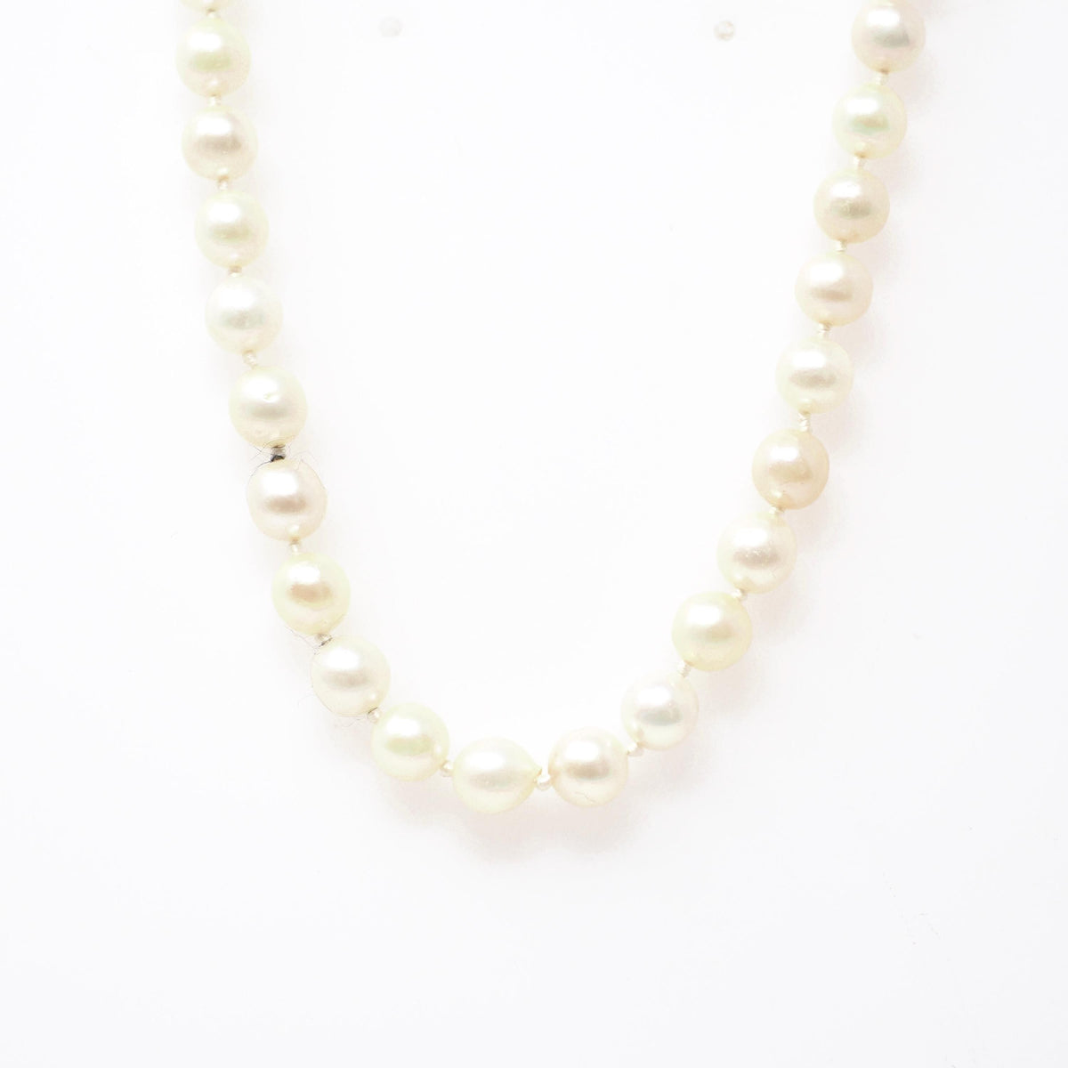 Cultured Pearl Necklace - Contemporary 14k White Gold Fish Hook Clasp Knotted Strand - Estate Circa 1990s Organic Gem 15" Inch 90s Jewelry