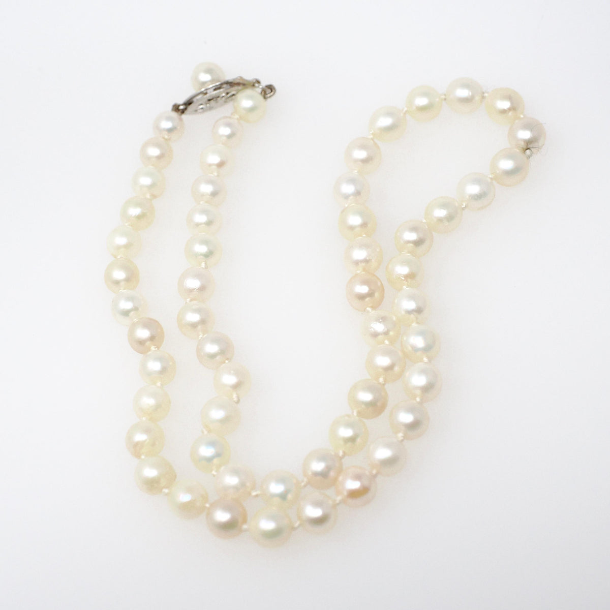 Cultured Pearl Necklace - Contemporary 14k White Gold Fish Hook Clasp Knotted Strand - Estate Circa 1990s Organic Gem 15" Inch 90s Jewelry