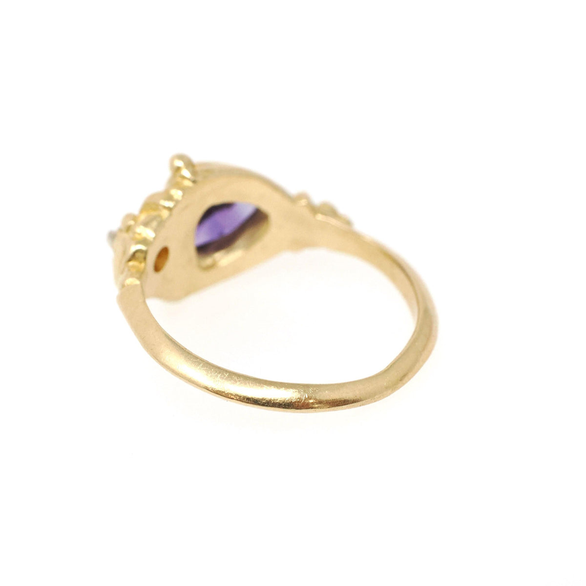 Amethyst & Diamond Ring - Contemporary 18k Yellow Gold Purple 1.00 CT Trillion Gem - Circa 2000s Size 6 1/4 February Birthstone Fine Jewelry
