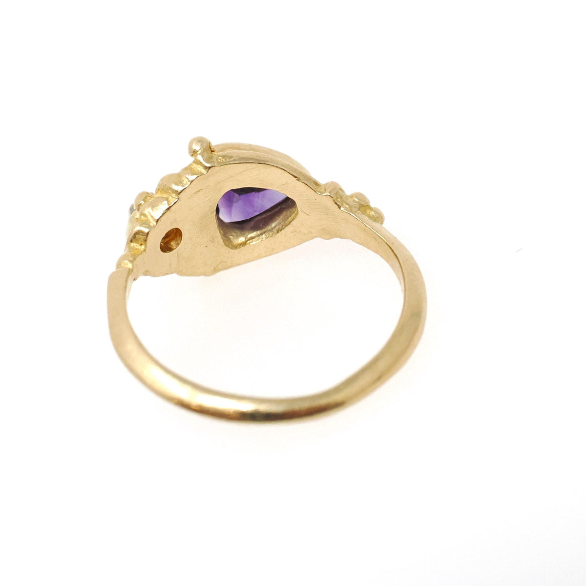 Amethyst & Diamond Ring - Contemporary 18k Yellow Gold Purple 1.00 CT Trillion Gem - Circa 2000s Size 6 1/4 February Birthstone Fine Jewelry