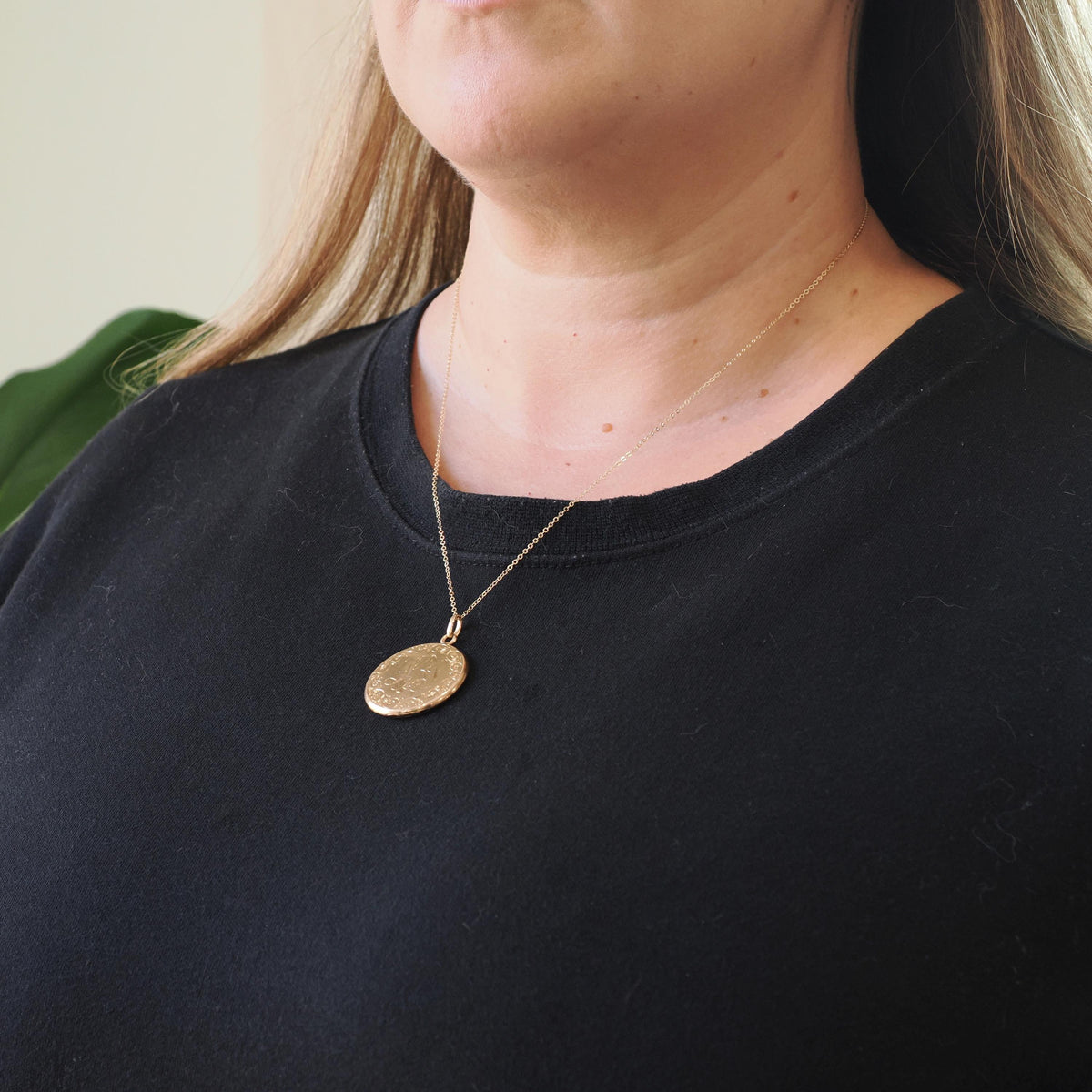 Antique Monogrammed Locket - Edwardian Gold Filled Round Engraved "LBS CRW" Pendant Necklace - Antique Early 1900s Photograph Fine Jewelry