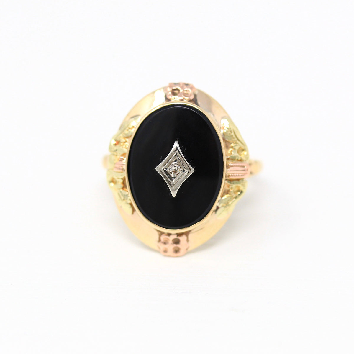 Genuine Onyx Ring Retro 10k Yellow Gold Oval Black Gemstone Flower MJV
