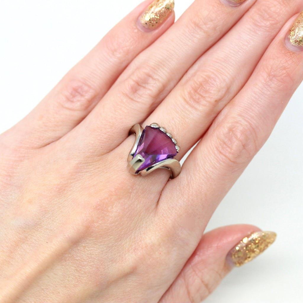 Created Color Change Ring- Retro Era 10k White Gold Fancy Lighthouse Cut Purple Pink Stone - Vintage Circa 1960s Size 8 1/4 Fine 60s Jewelry