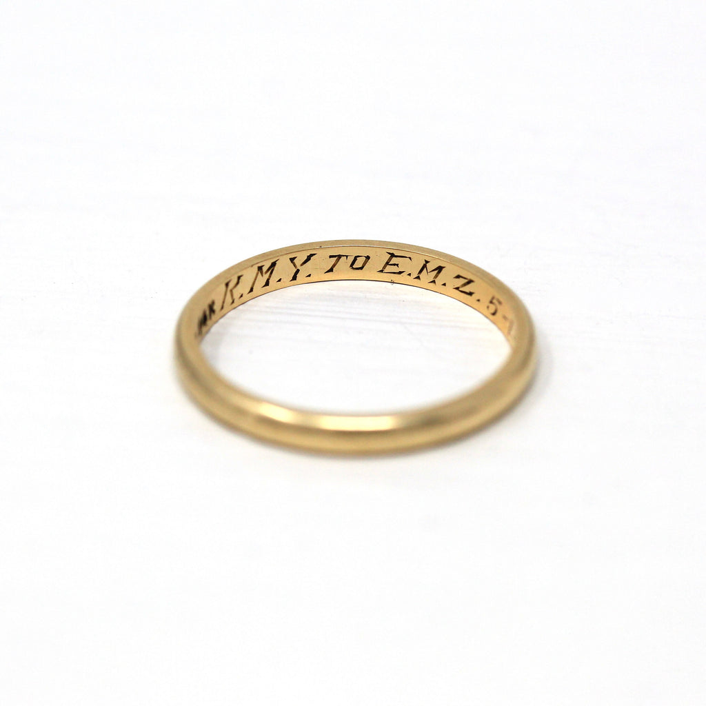 Dated 1943 Band - Vintage Retro 14k Yellow Gold Engraved Polished Ring - Circa 1940s Era Size 6.25 Wedding Unisex Fine 2 mm 40s Jewelry