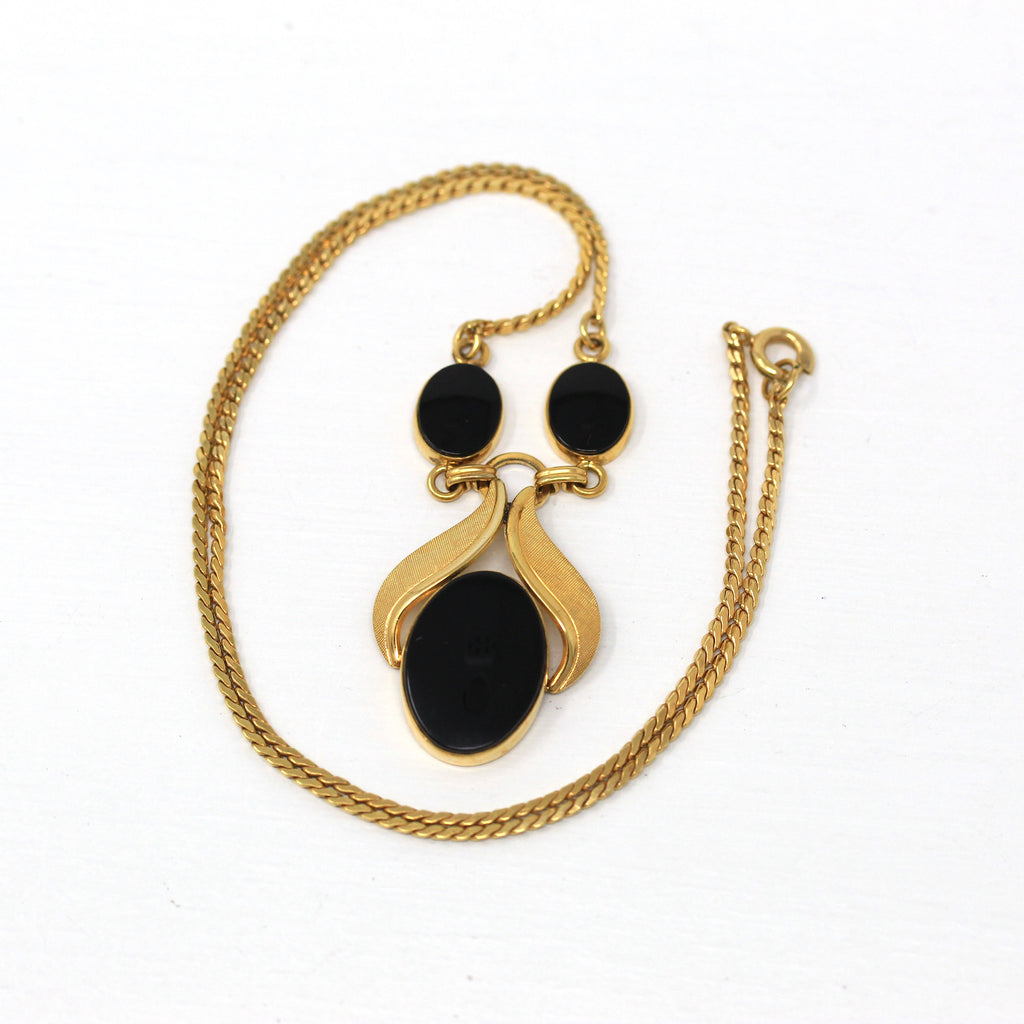 Van Dell Necklace - Vintage 12k Gold Filled Genuine Black Onyx Gemstones - Retro Circa 1960s Nature Leaf Fashion Accessory Lavalier Jewelry