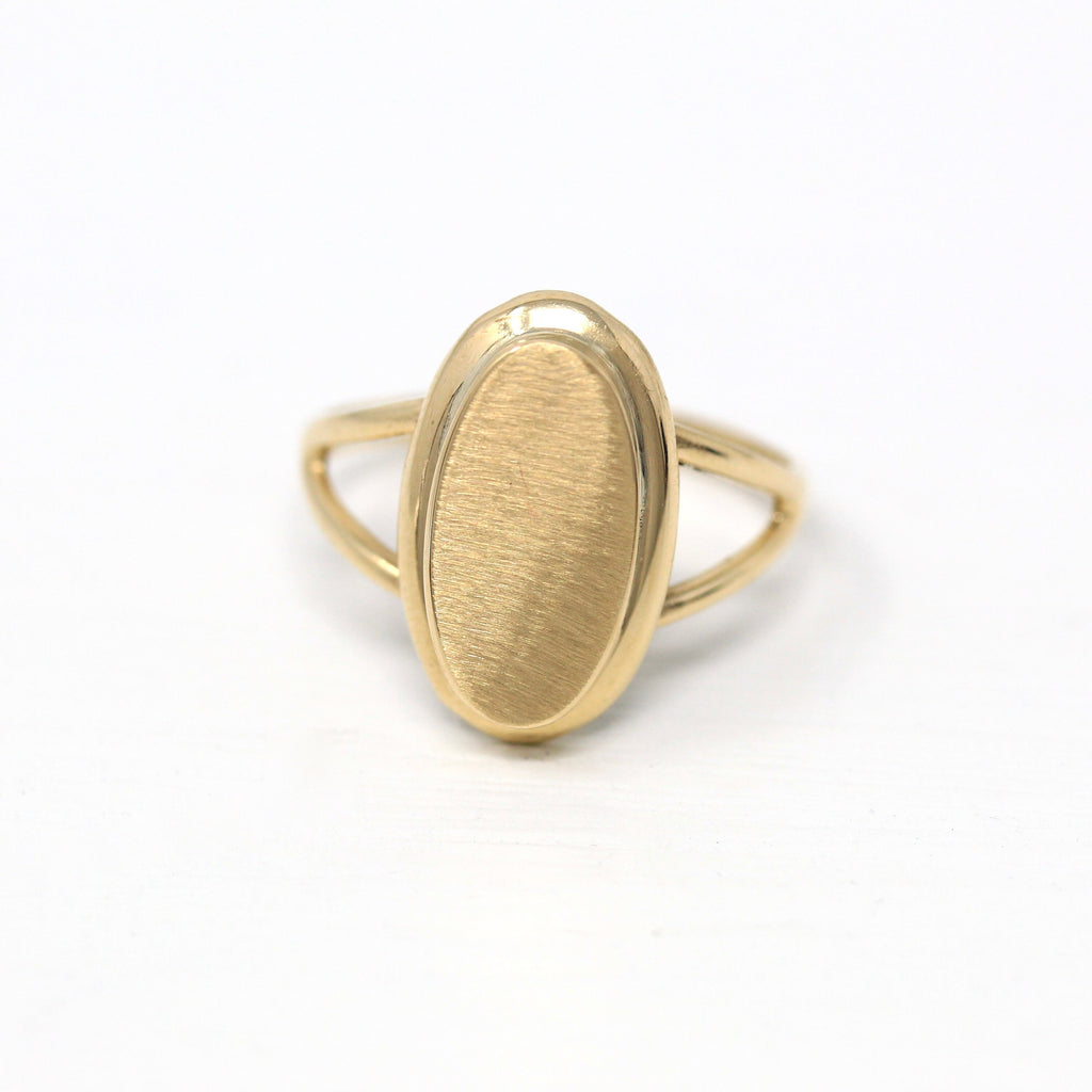 Blank Signet Ring - Estate 10k Yellow Gold Oval Personalize Engrave Initials - Vintage Circa 1990s Era Size 6 1/4 PSCO 90s Fine Jewelry
